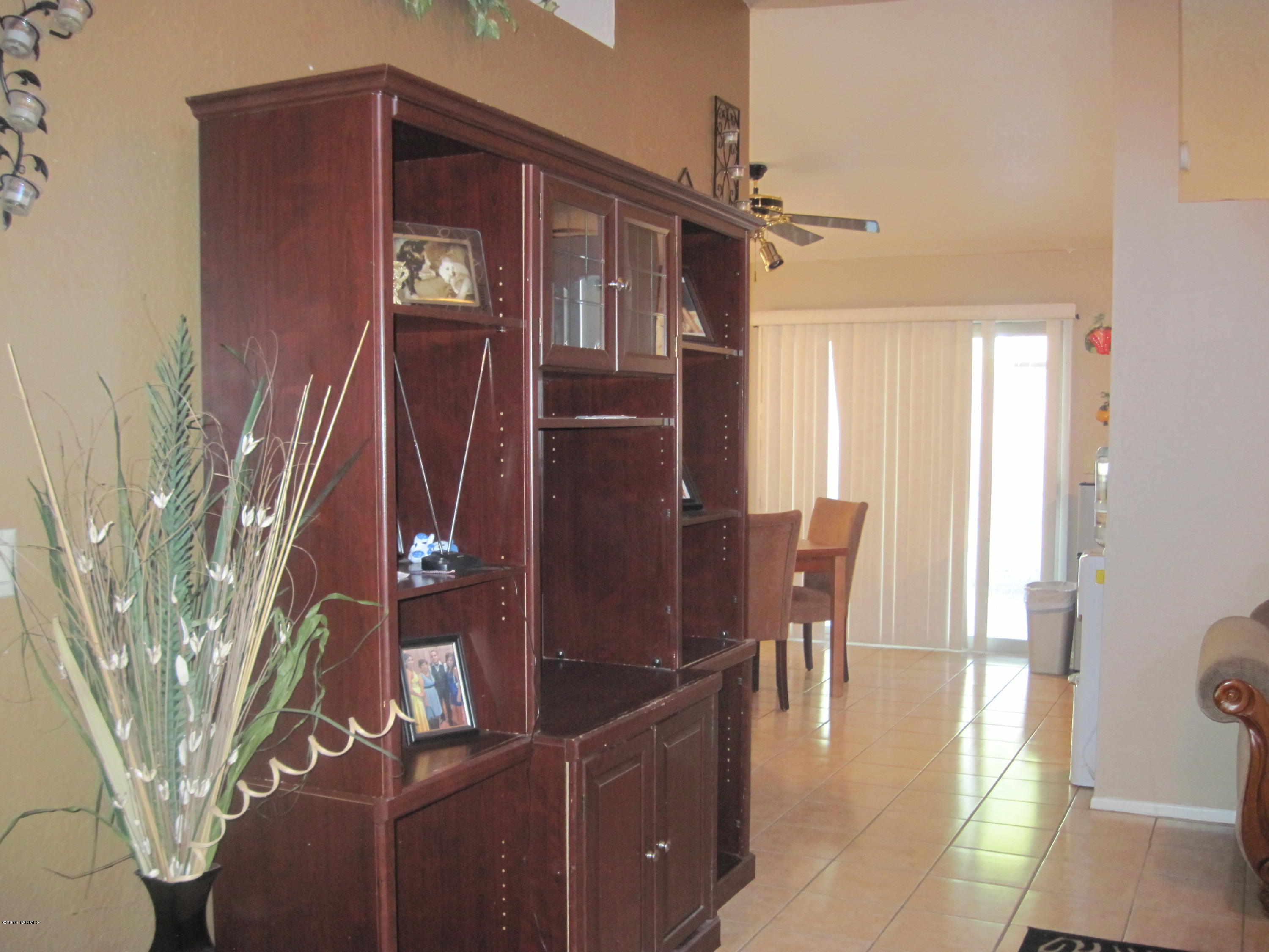 Mountain View Manor - Residential