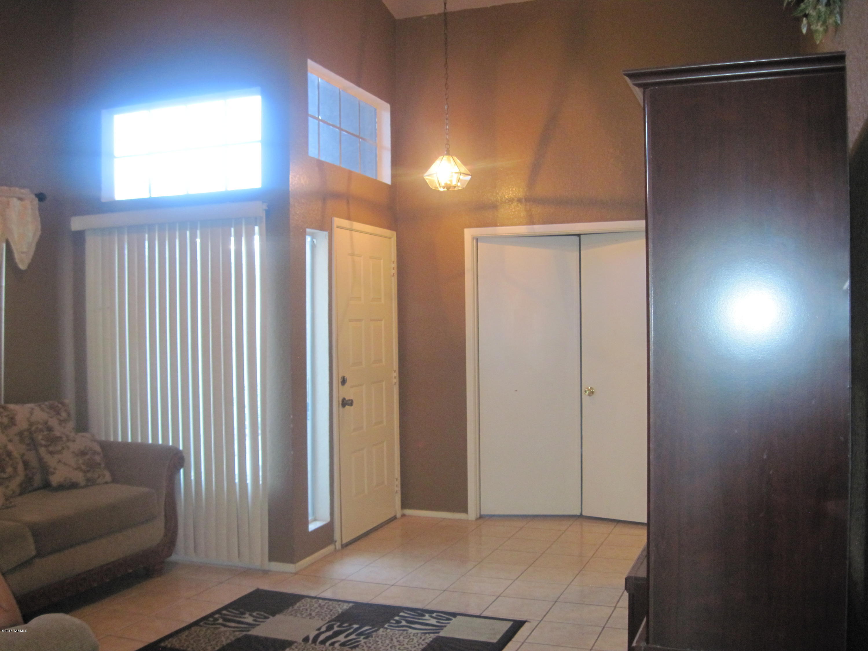 Mountain View Manor - Residential