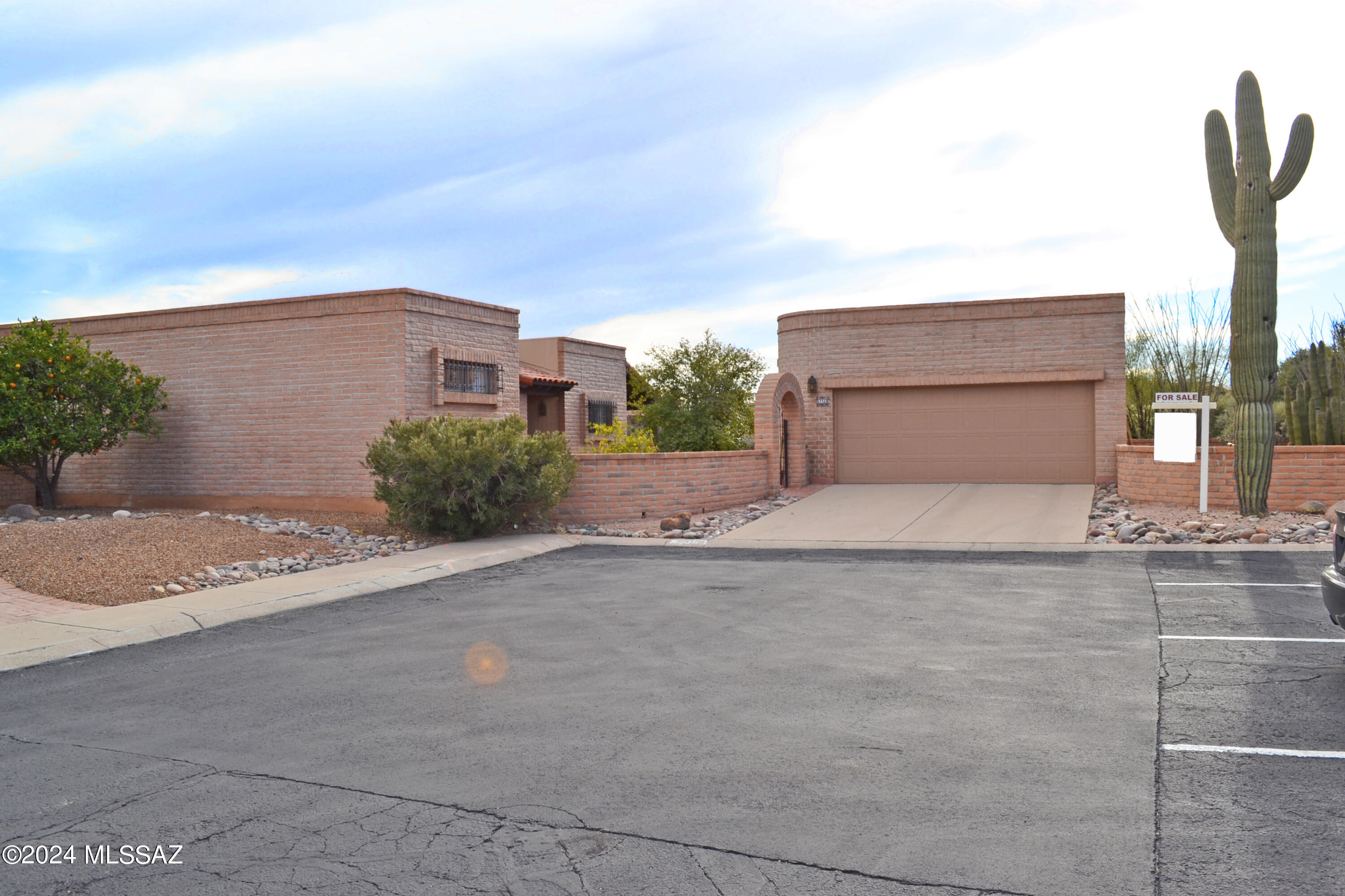 Welcome Home!!! This gorgeous 3 bedroom 2 bath townhome at the 55+ active community of Canoa Estates in Green Valley is in a fantastic location. Close to restaurants, shopping, parks, multiple golf courses & easy access to the I-19 Fwy. You'll love the layout of this home. Your kitchen offers quartz counter tops, white appliances (stainless steel stove), an abundant amount of cabinetry for storage & organization. Your spacious master suite offers a plethora of natural light, a sitting room/craft room, a walk-in closet, dual vanity, shower & soaking tub & direct access to your back patio. This home also offers a wet bar to utilize, a 3rd bedroom that can be used as an office/den, a 2 car garage with cabinets for extra storage, as well as a back covered patio with great mountain views. This gem in the desert is a Great Buy & a Must See!!!