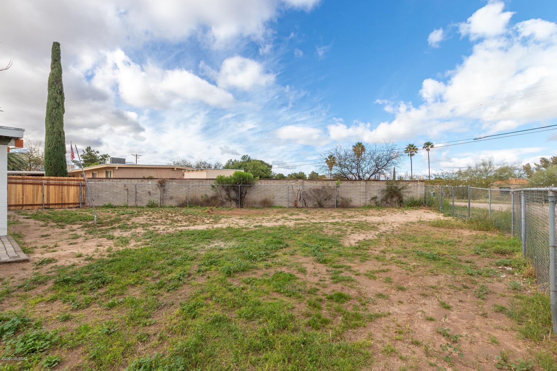 Vista Del Prado NO. 5 (1-72) - Residential
