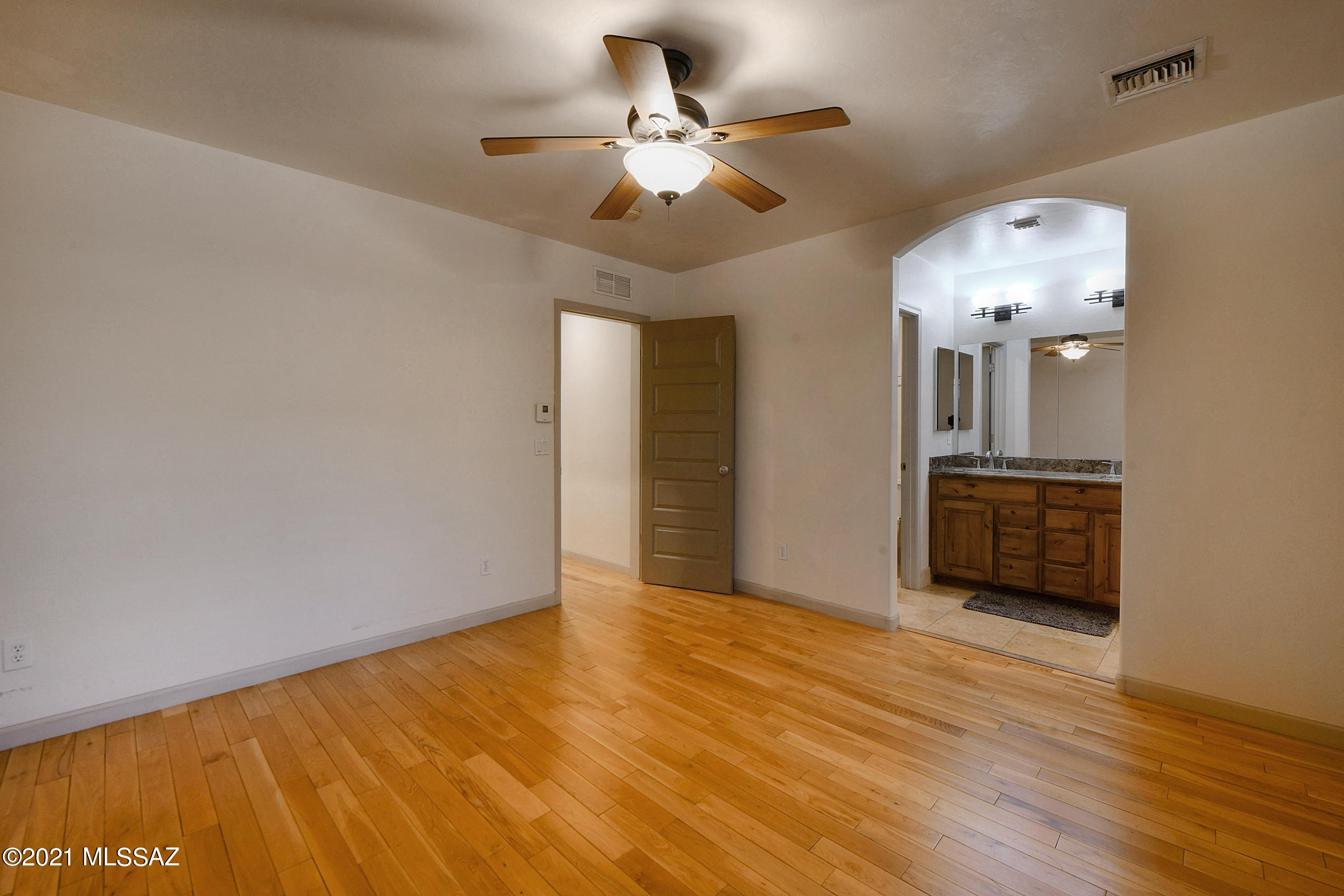 Privada Colonia (1-7) - Residential