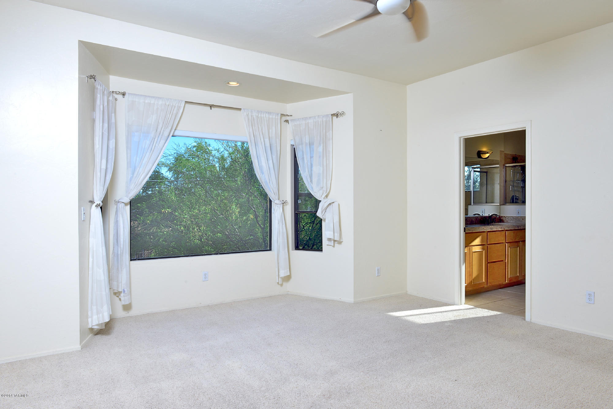 La Mirada - Residential
