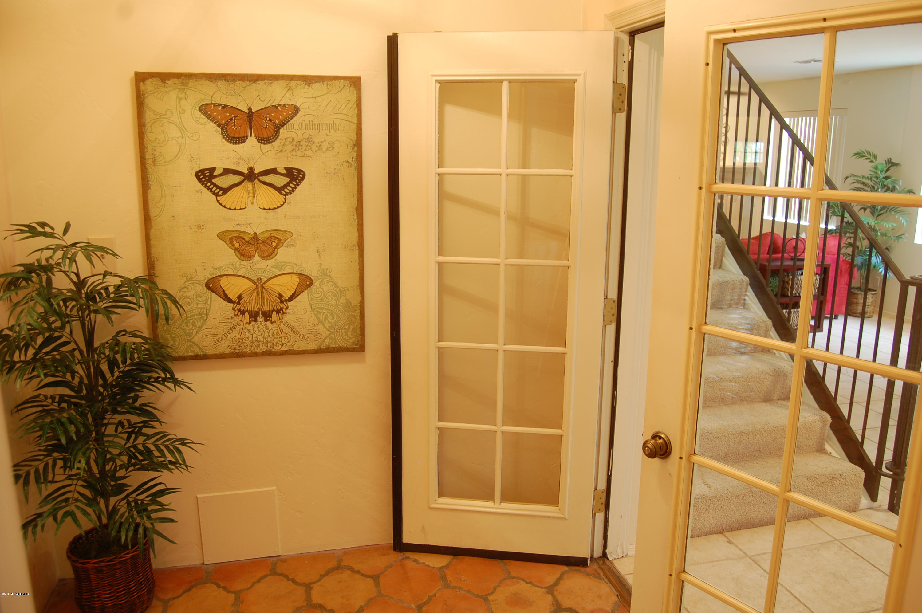 La Mirada - Residential
