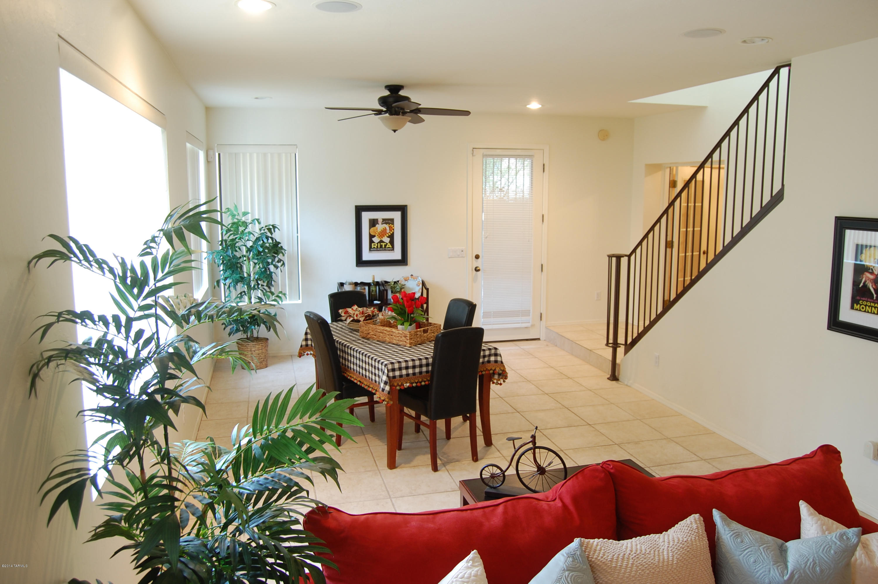 La Mirada - Residential