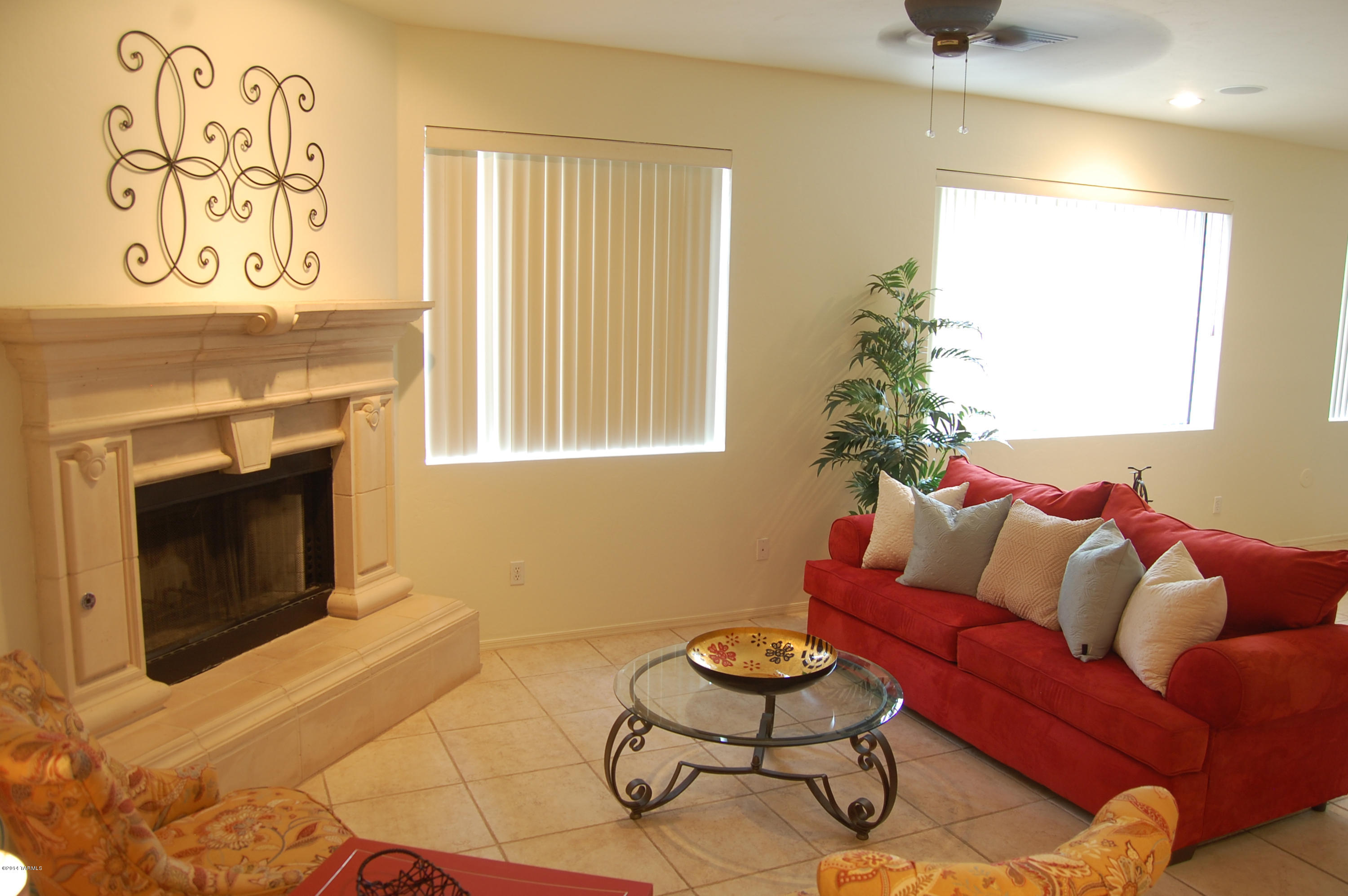 La Mirada - Residential