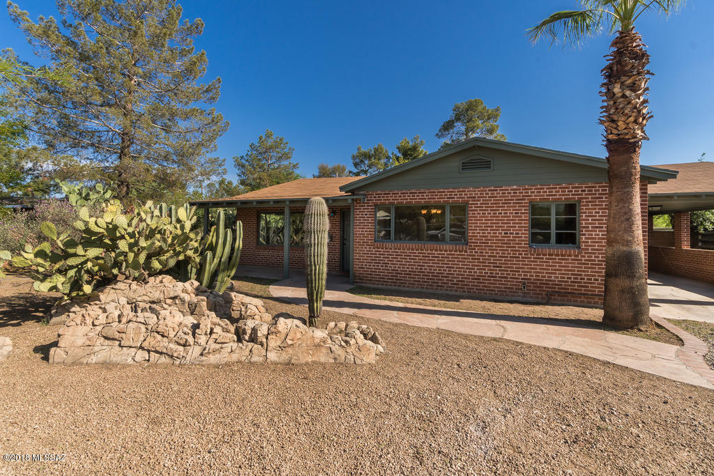 Casa Solariega - Residential