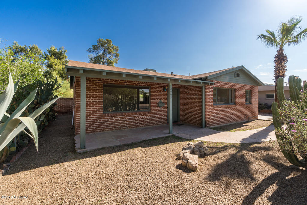 Casa Solariega - Residential