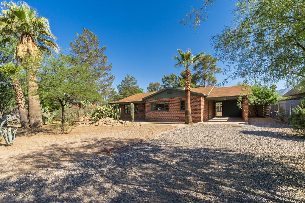 Casa Solariega - Residential
