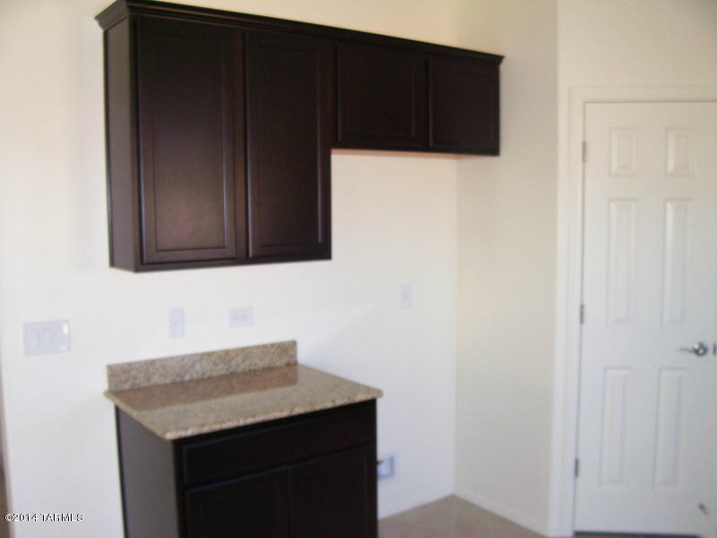 Interstate 10 and Kolb Road - Residential
