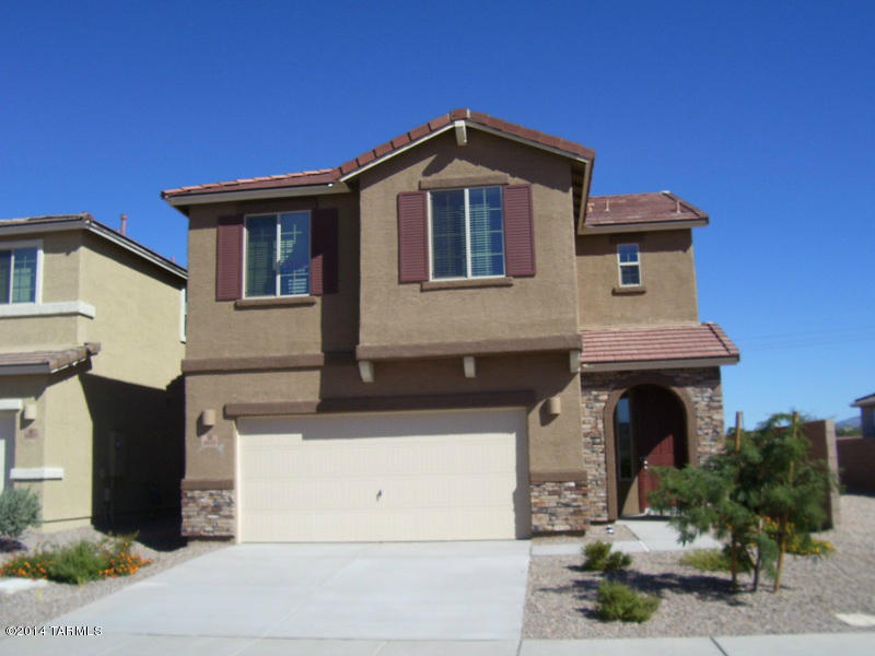 Interstate 10 and Kolb Road - Residential