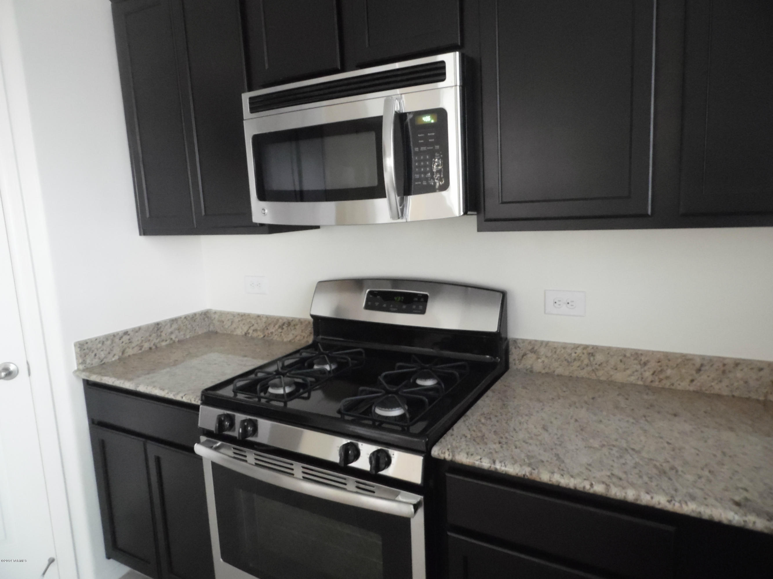 Interstate 10 and Kolb Road - Residential