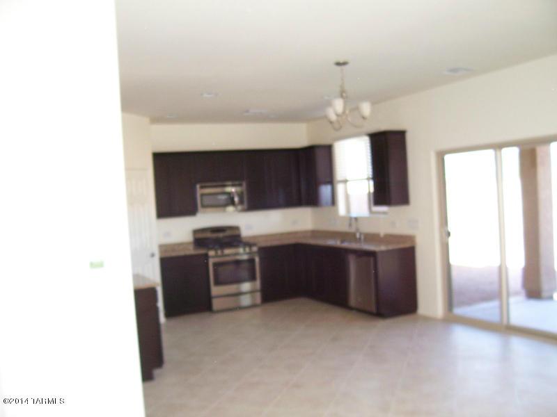 Interstate 10 and Kolb Road - Residential