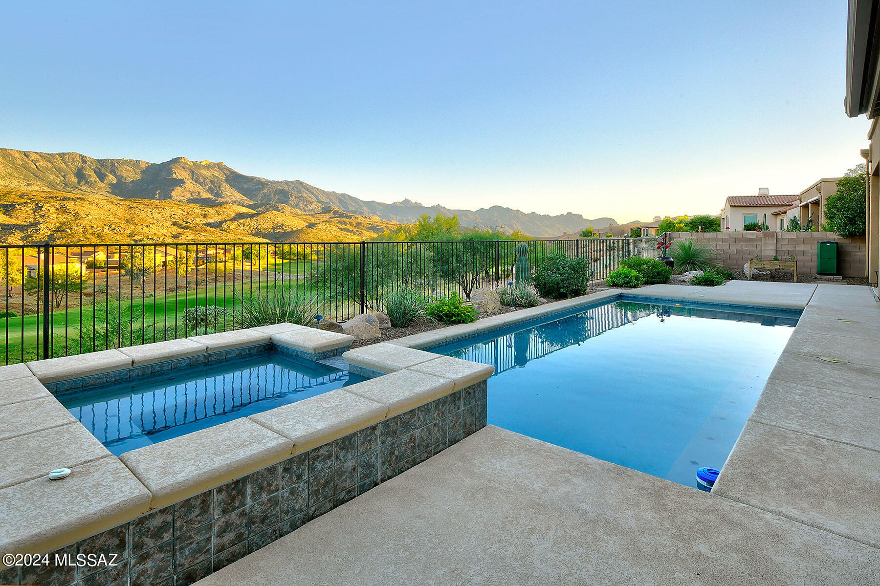 Saddlebrooke - Residential