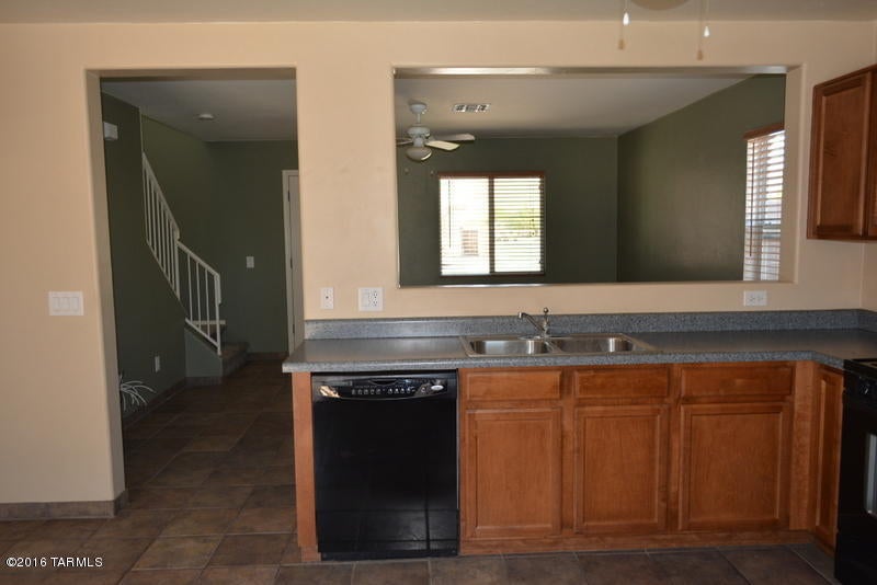 Riverhaven (1-373) - Residential Lease