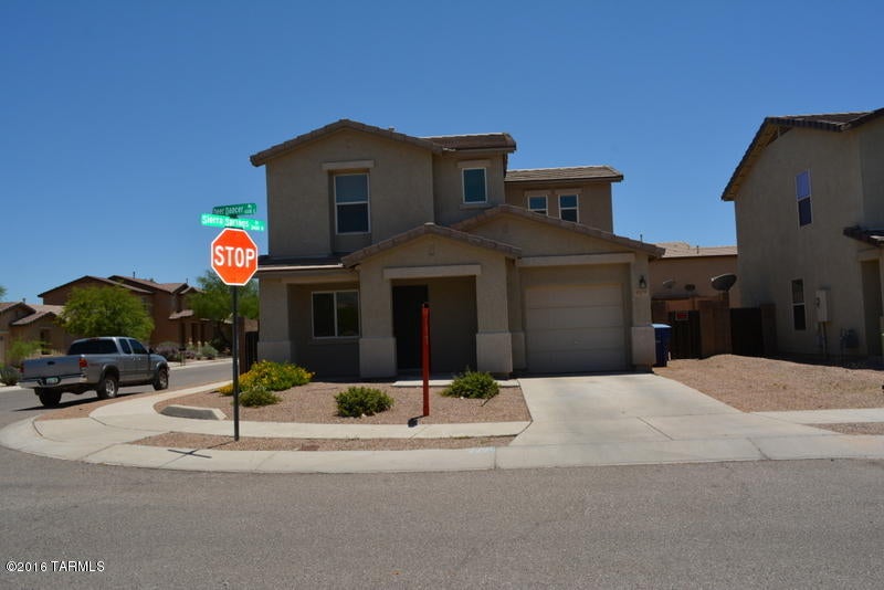 The best home in the Riverhaven subdivision. Centrally located and close in proximity to shopping, restaurants, hospitals, DMAFB, U of A, and recreation. Conveniently located on the bus route and the River Loop for bicyclers. A beautiful 3br/2ba home with all appliances including refrigerator, washer and dryer. A Covered patio with a large backyard finished in flagstone! Great views of the Catalina Mountain range, tons of privacy with a built up block wall.