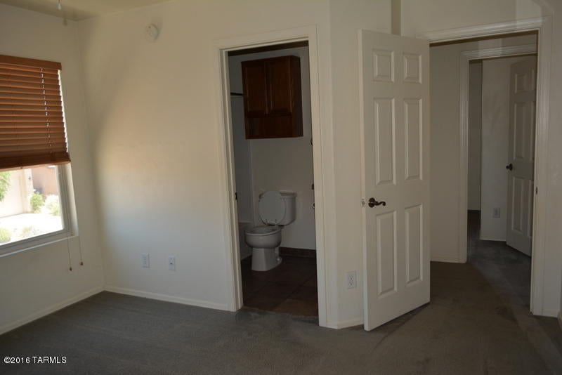 Riverhaven (1-373) - Residential Lease