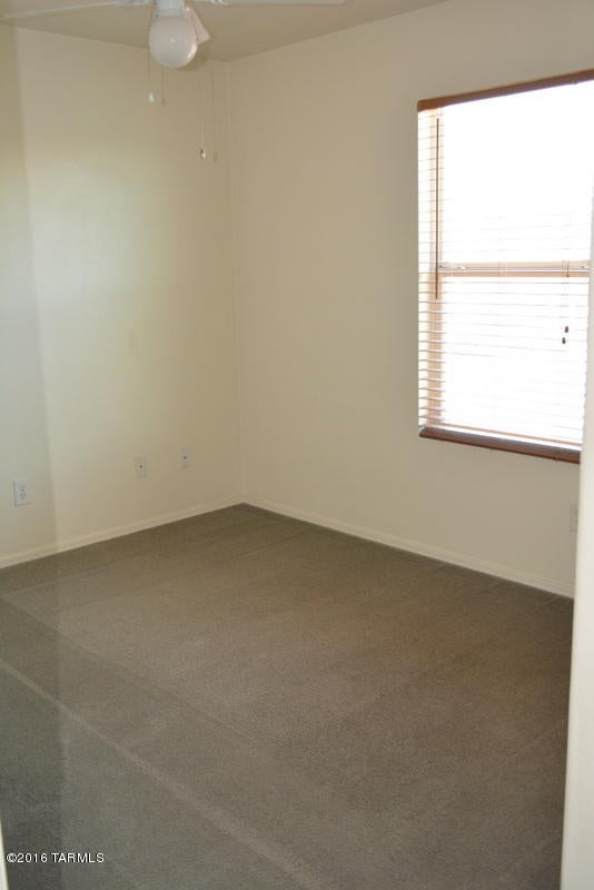 Riverhaven (1-373) - Residential Lease