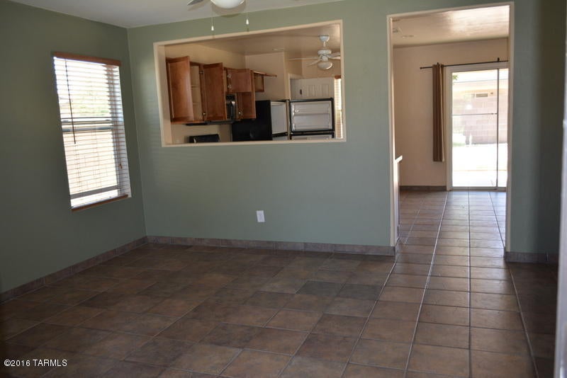 Riverhaven (1-373) - Residential Lease