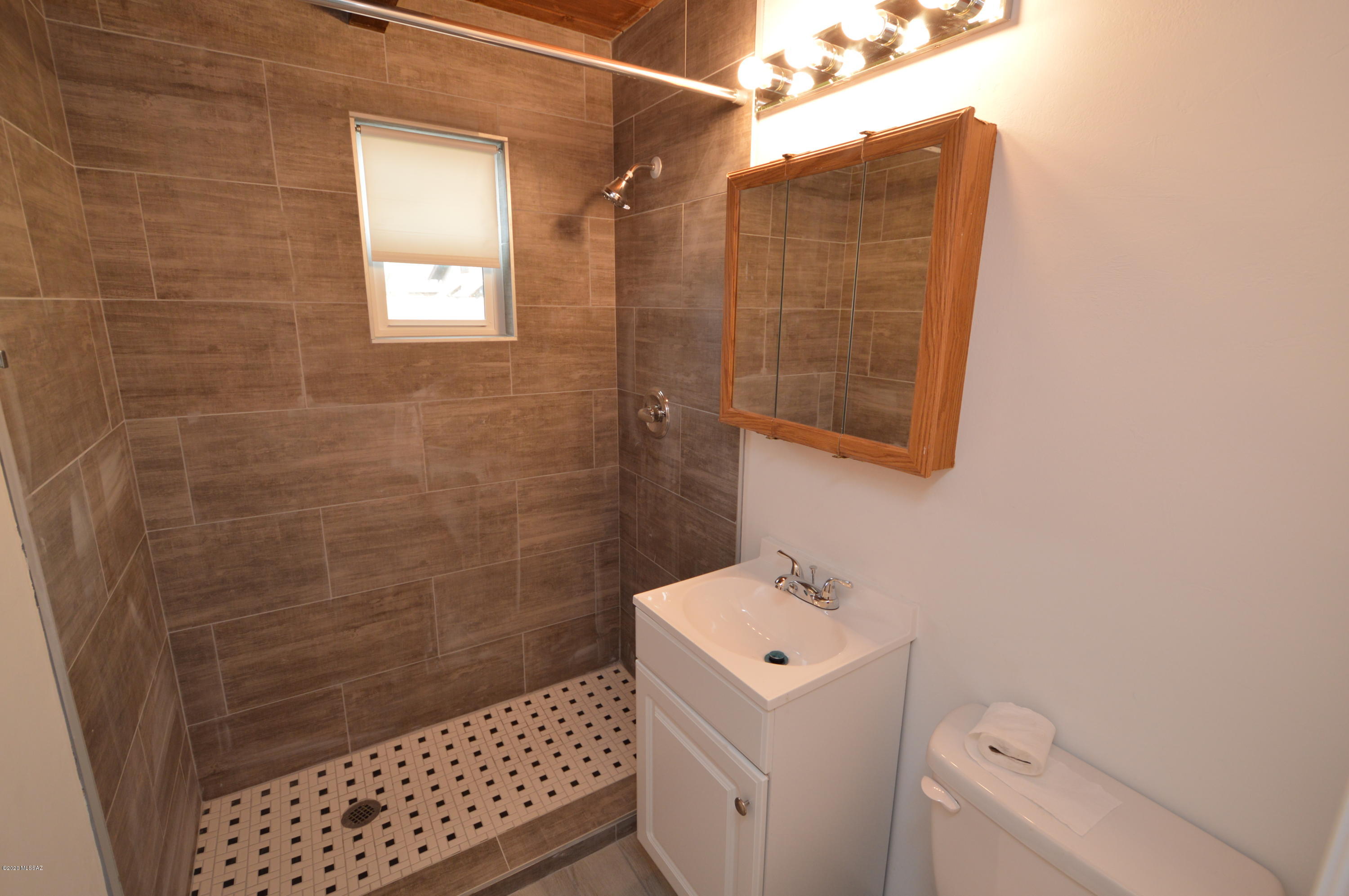 Hedrick Acreage NO. 1 - Residential Lease