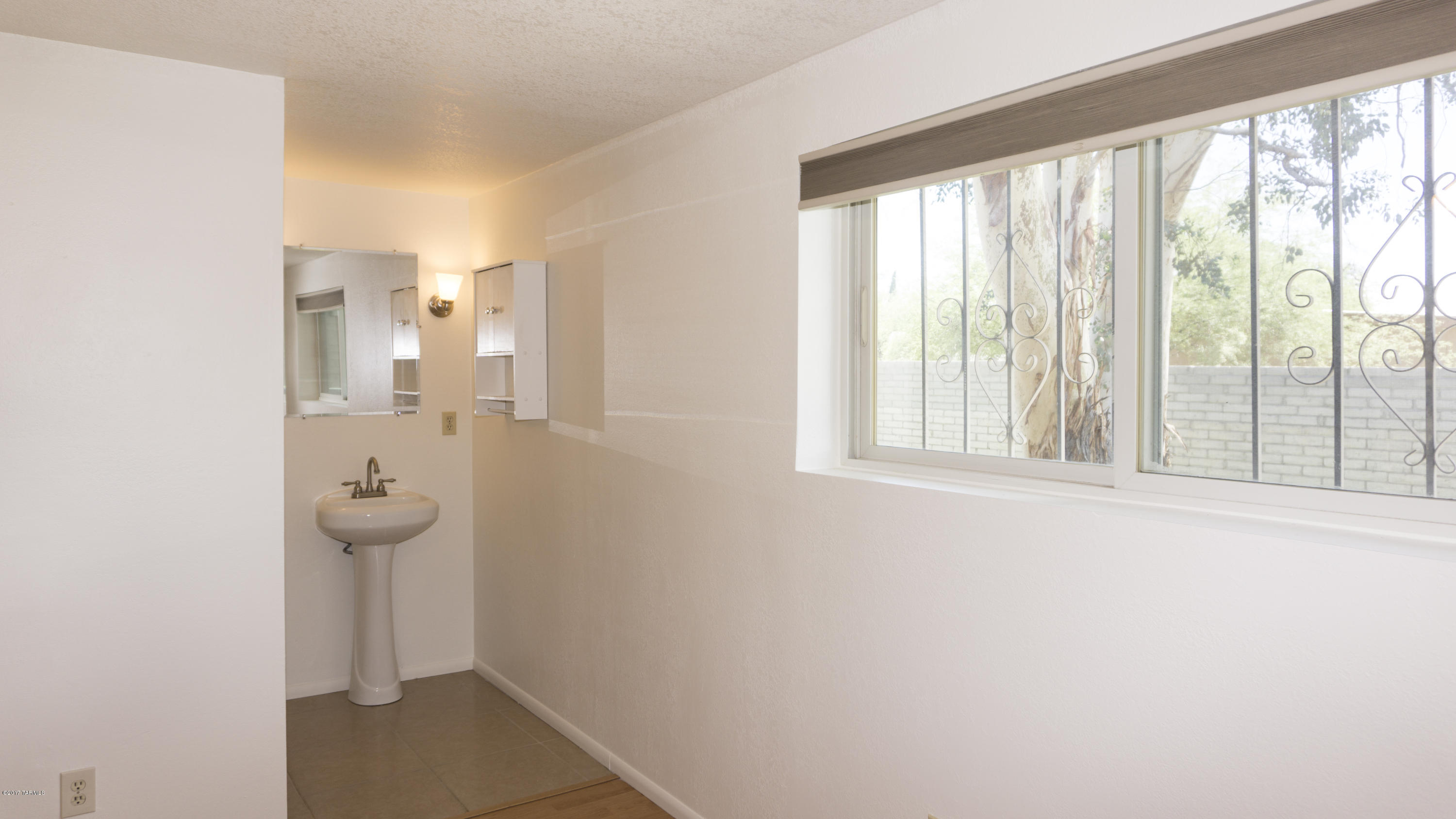 Casas Del Oeste(1-79) - Residential