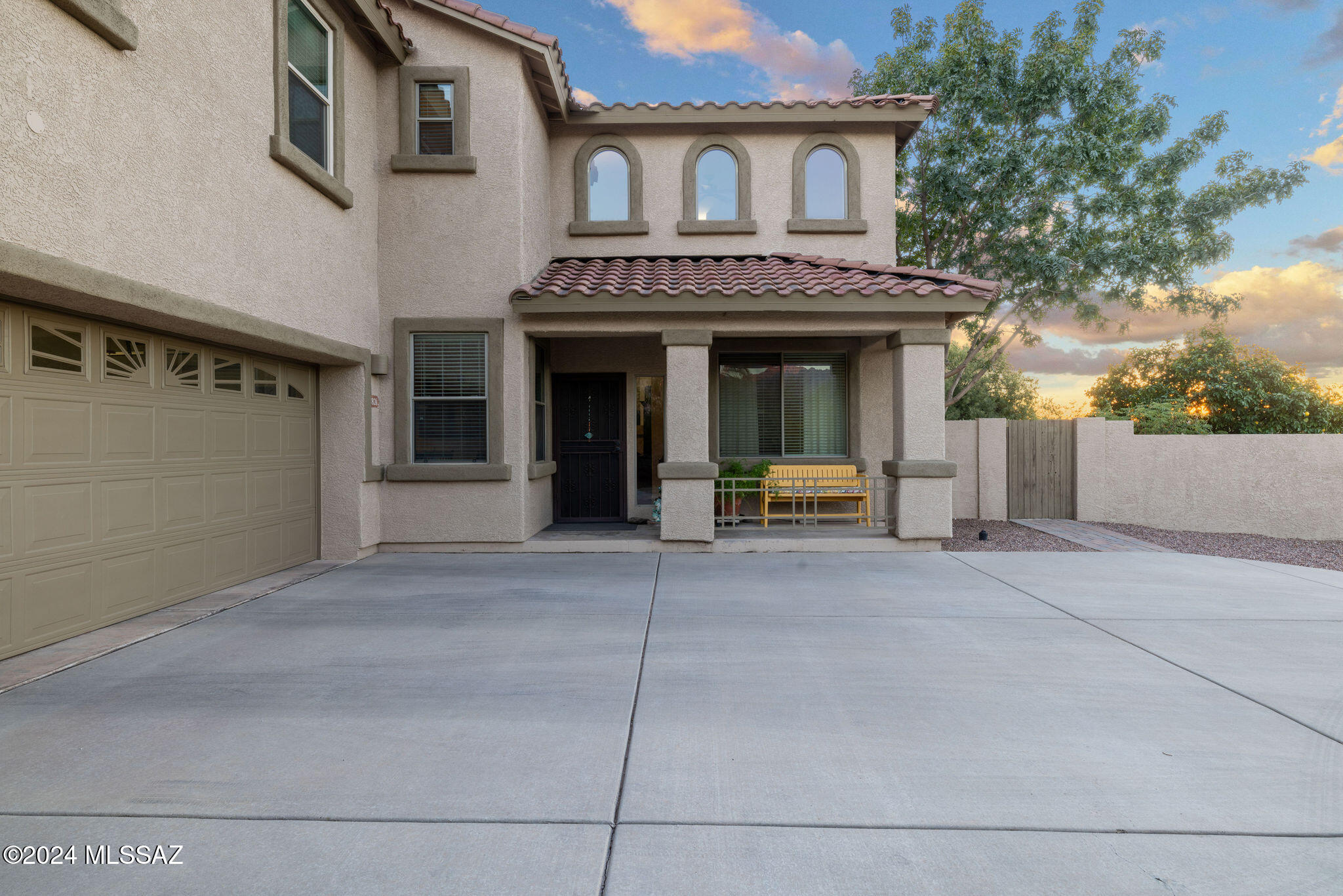 Shadows @ Sabino (1-103) - Residential