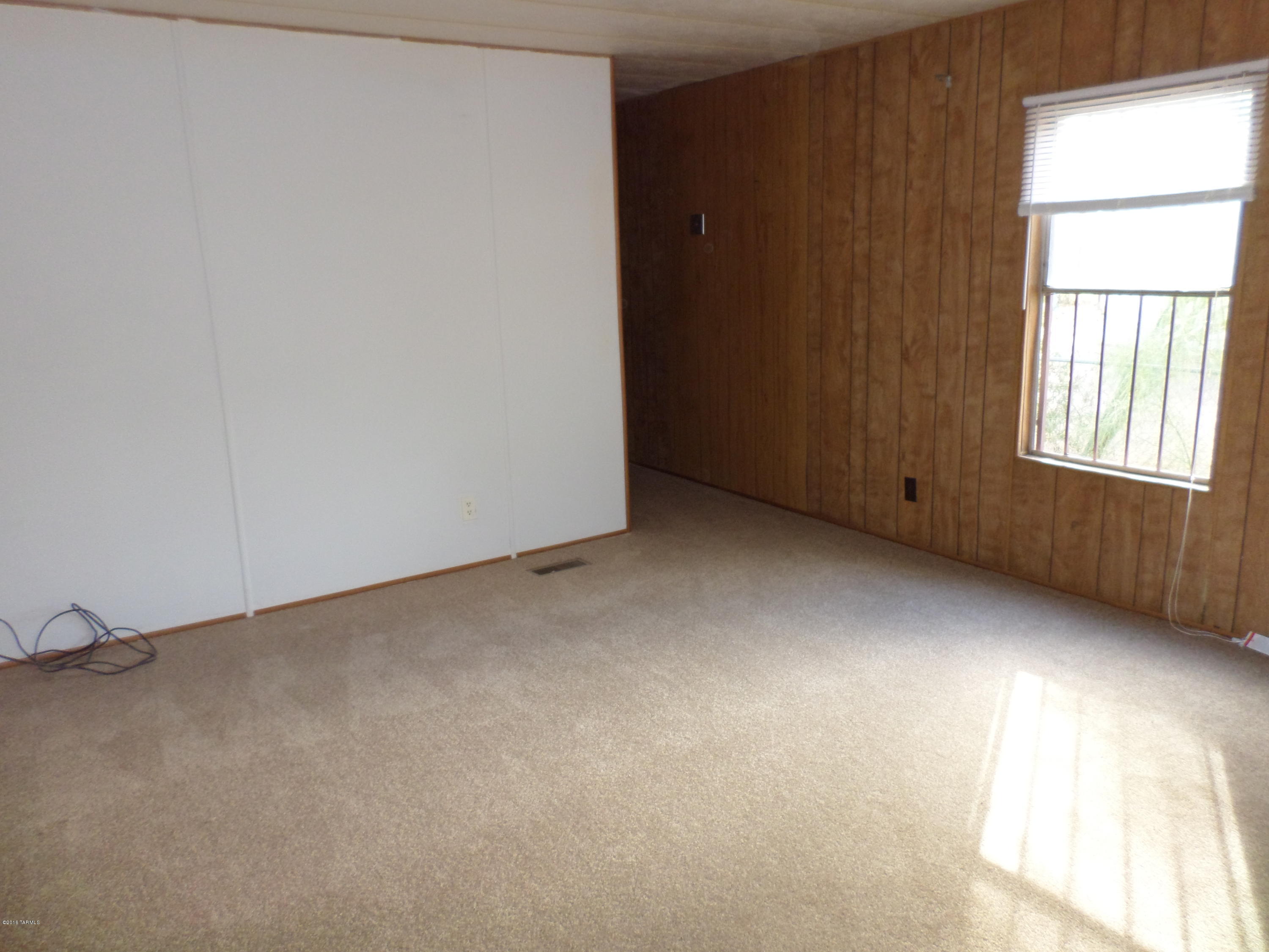 El Sol Acres (1-29) - Residential Lease