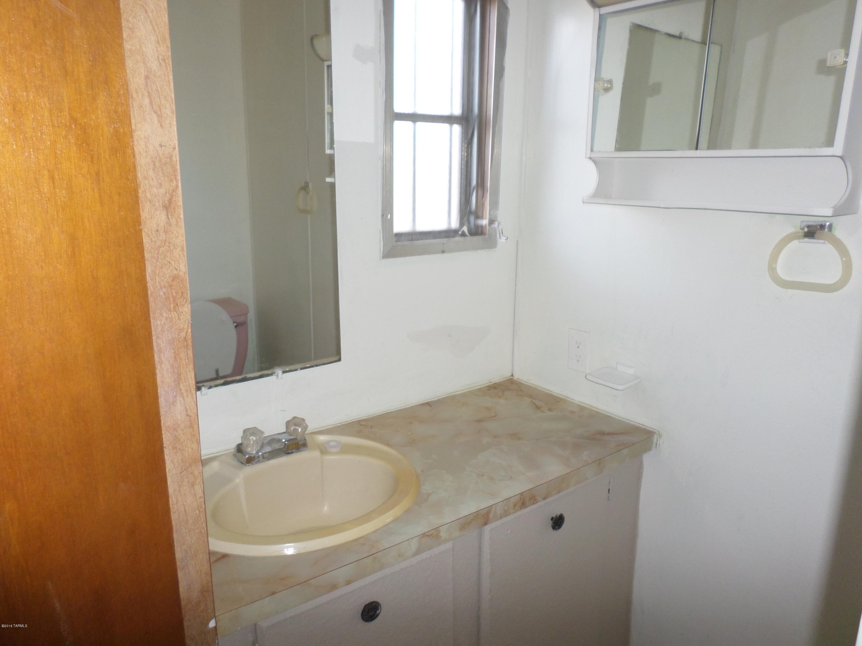 El Sol Acres (1-29) - Residential Lease