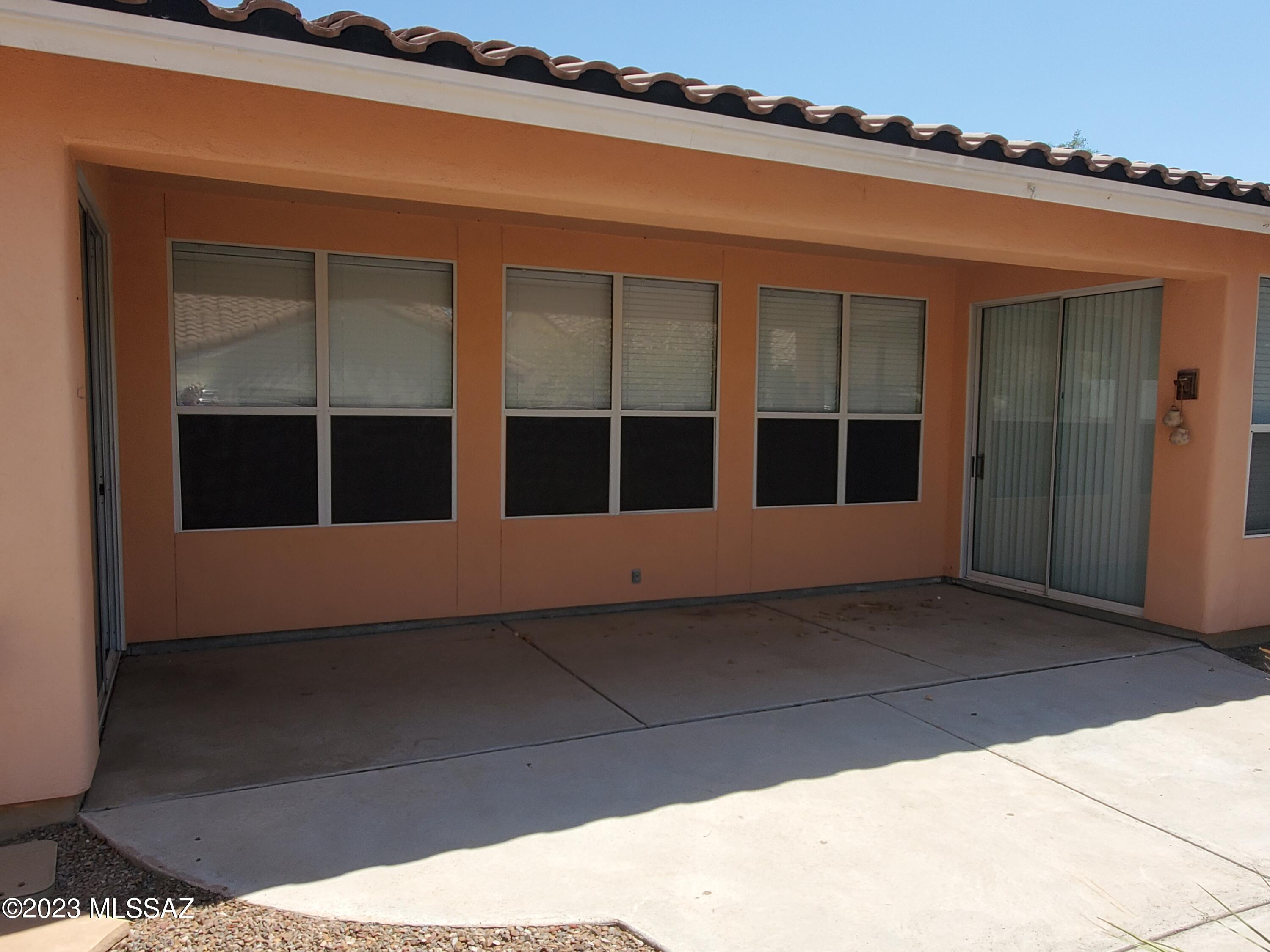 AVAILABLE NOW!  
** All Atlas Real Estate residents are enrolled in the Resident Benefits Package (RBP) at a monthly rate of $60/month with a one-time utility set-up fee of $30. Fee includes Renters Insurance, HVAC air filter delivery (for applicable properties), utility concierge service making utility connection a breeze during your move-in, our best-in-class resident rewards program, and much more! More details upon application. **
Pet Policy: (Pet screening application required) Pets accepted! $300 one time pet fee (per pet) is due at the time of move in. As low as $30 monthly pet rent (per pet).