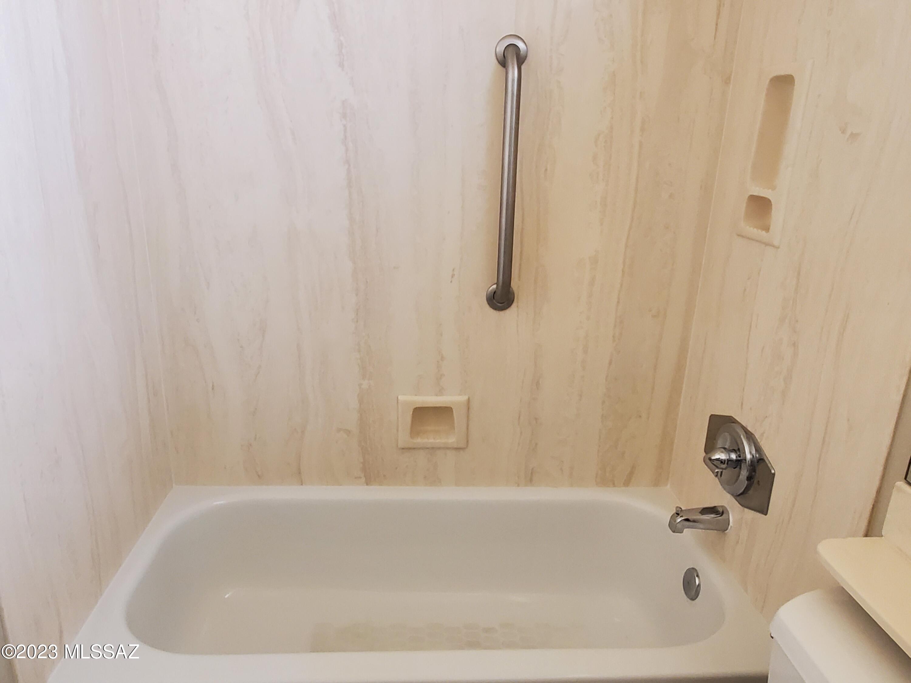North Ranch (1-187) - Residential Lease