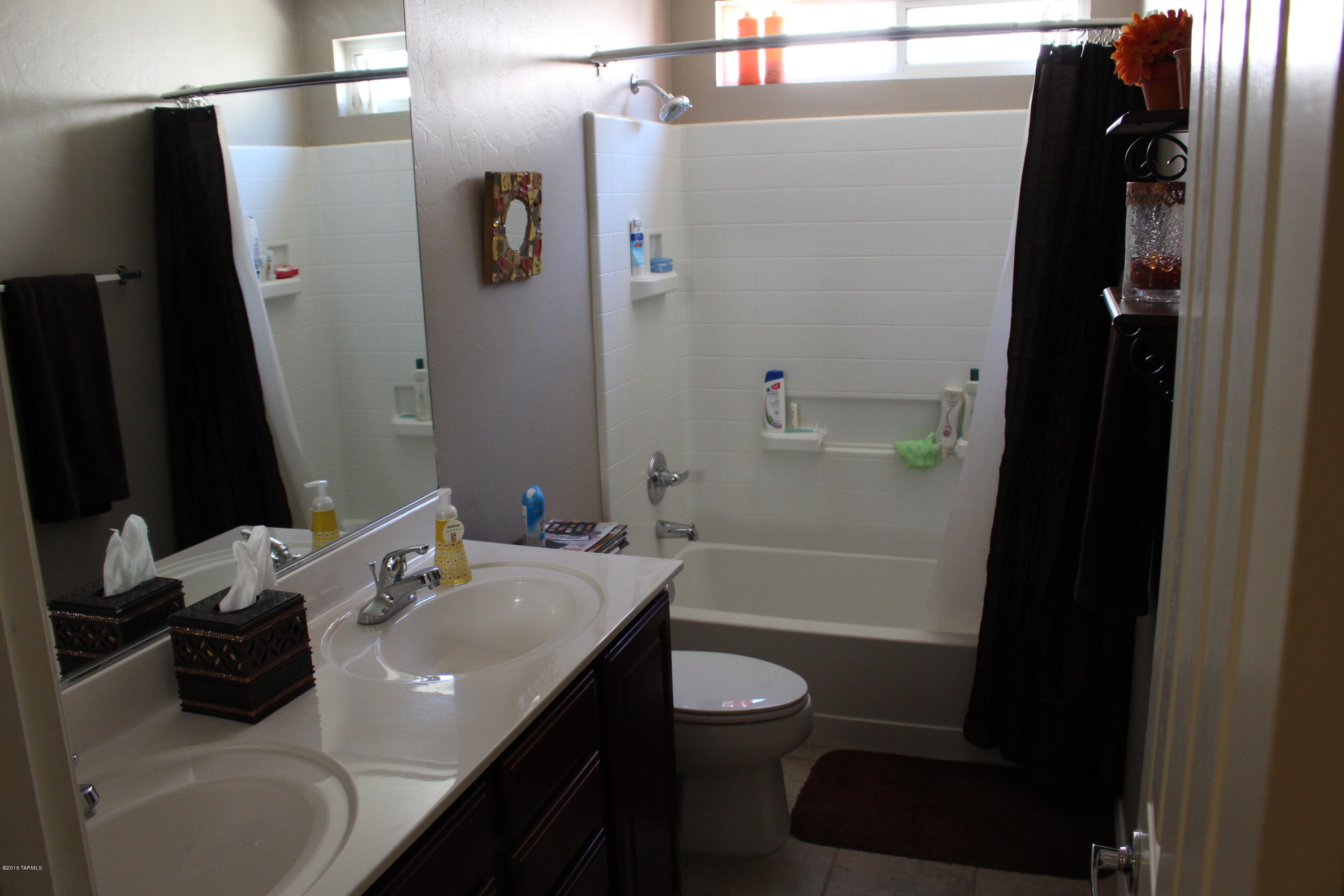 Mariposa Trail - Residential Lease