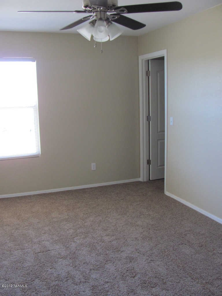 La Cholla Bluffs - Residential Lease