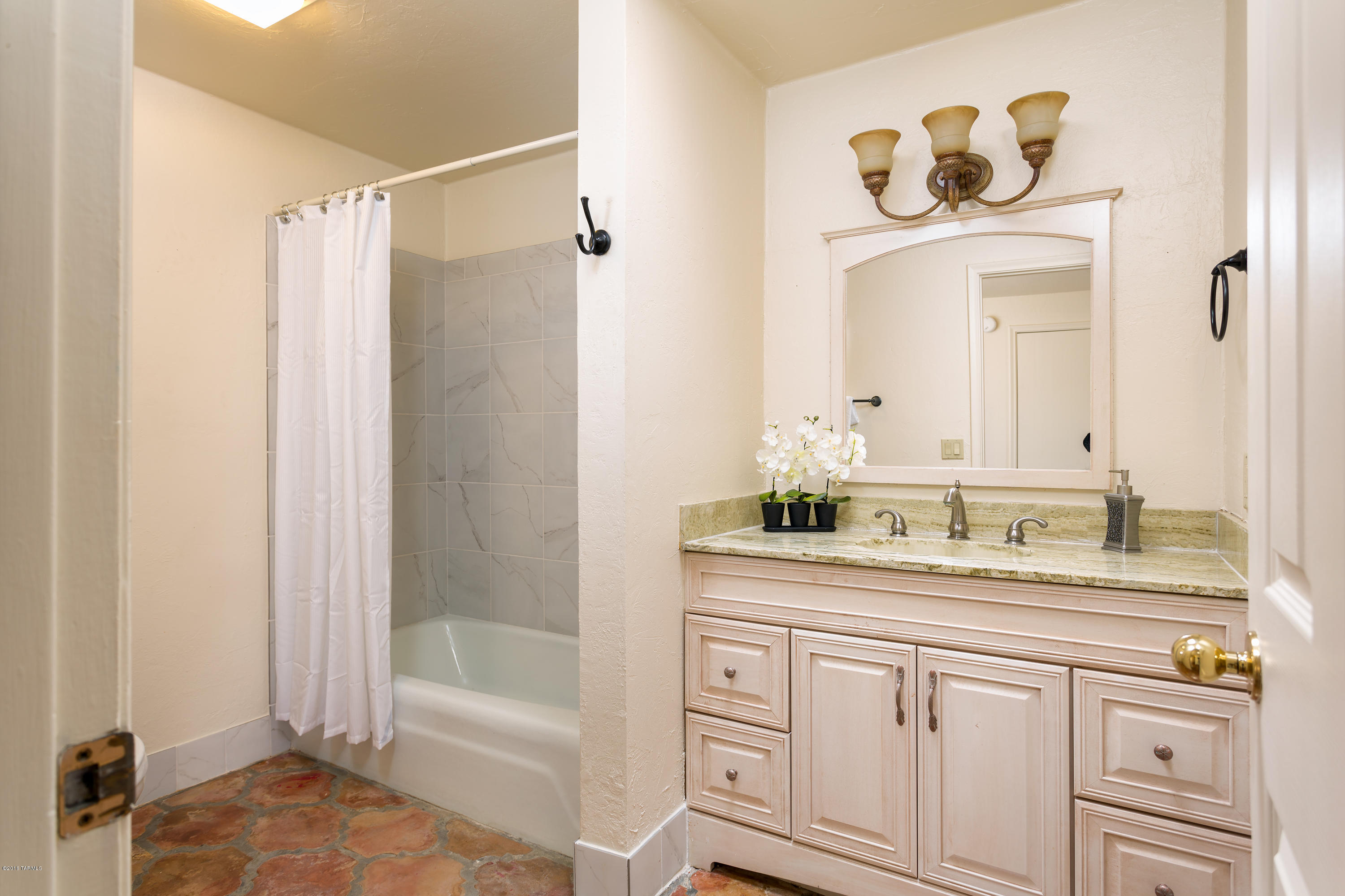 Santa Catalina Estates NO. 4 (1-180) - Residential