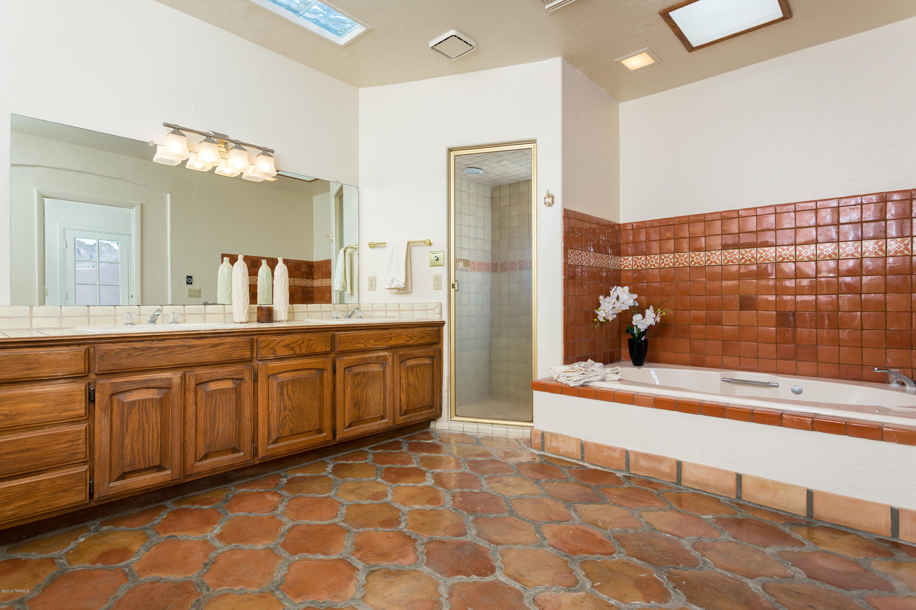 Santa Catalina Estates NO. 4 (1-180) - Residential