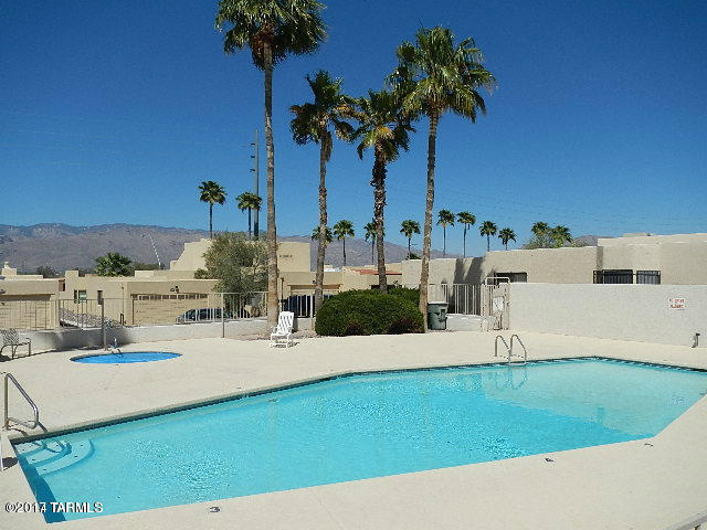 Vista Grande Townhouses (1-58) - Residential
