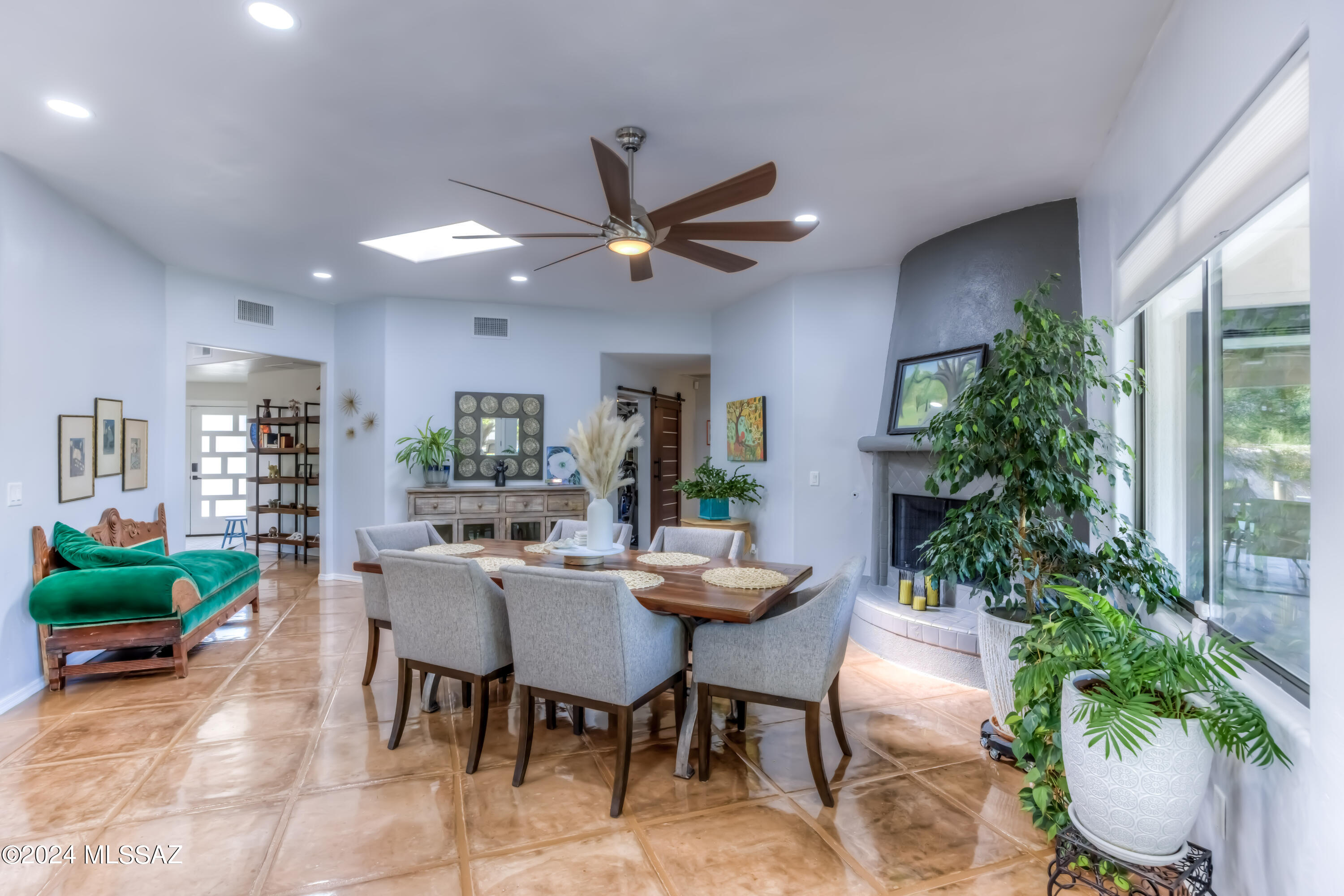 San Domingo  (38-128) - Residential