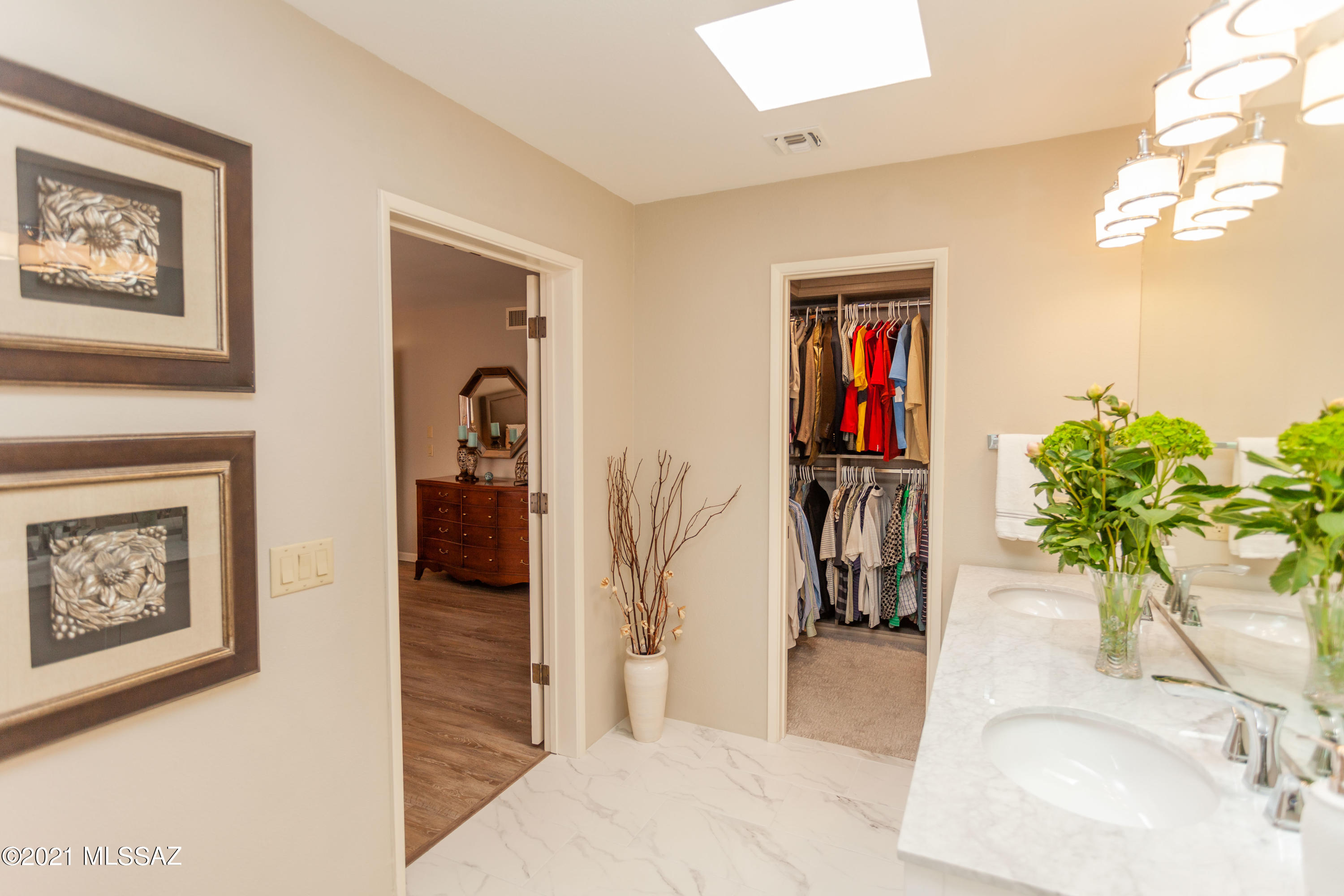 Valoro Estates (1-15) - Residential