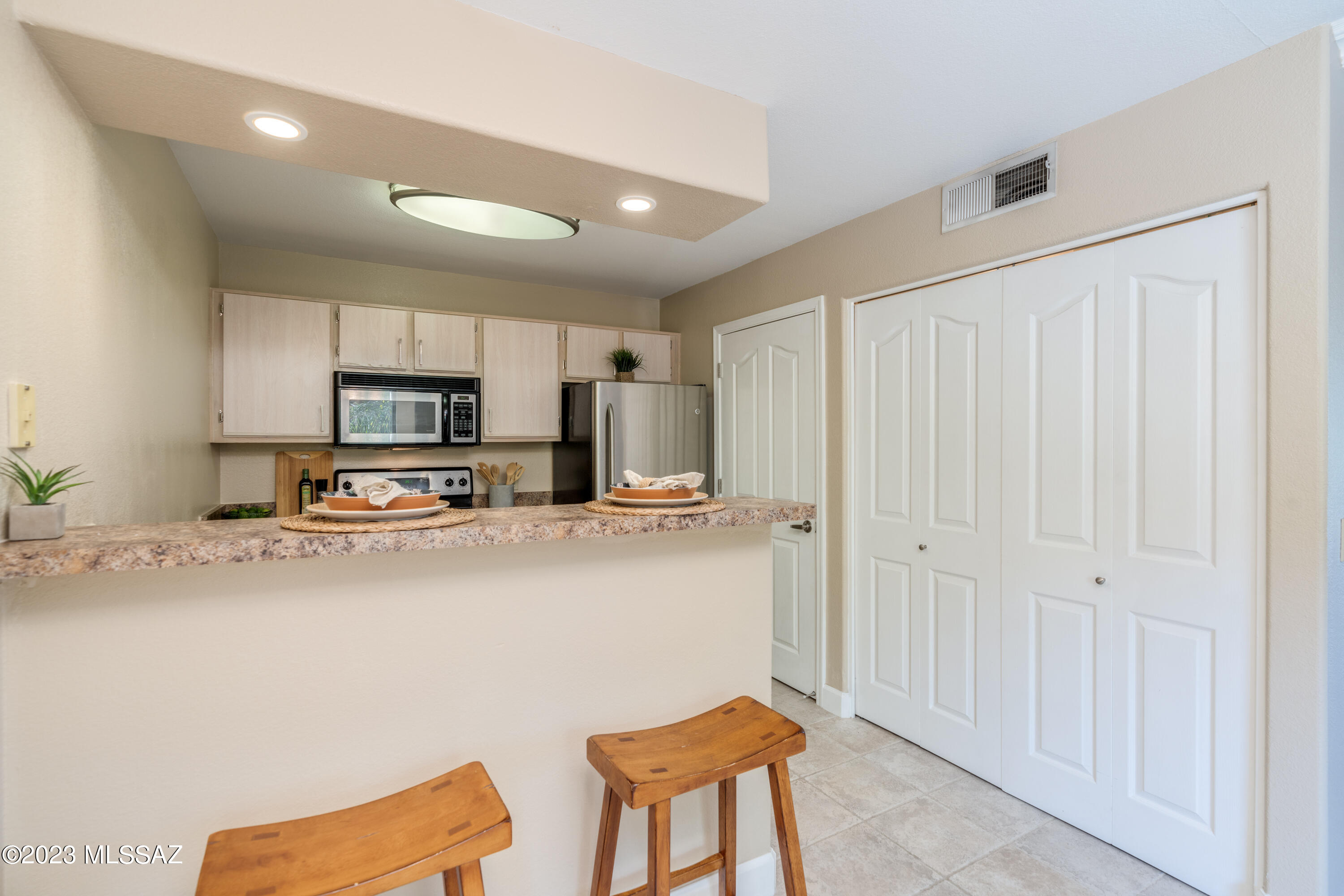 Veranda at Ventana Condominiums - Residential