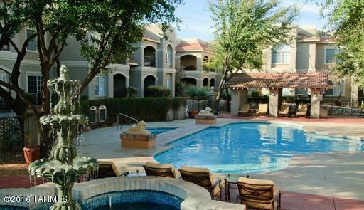 The Boulders at La Reserve Condominiums - Residential