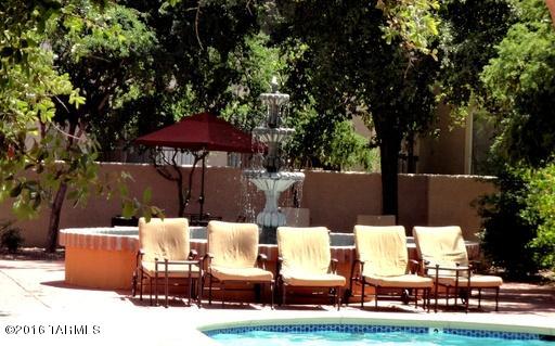 The Boulders at La Reserve Condominiums - Residential