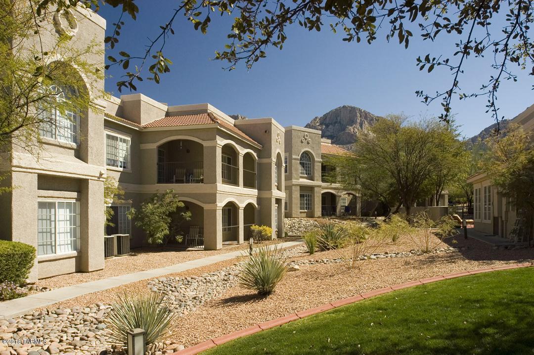 The Boulders at La Reserve Condominiums - Residential