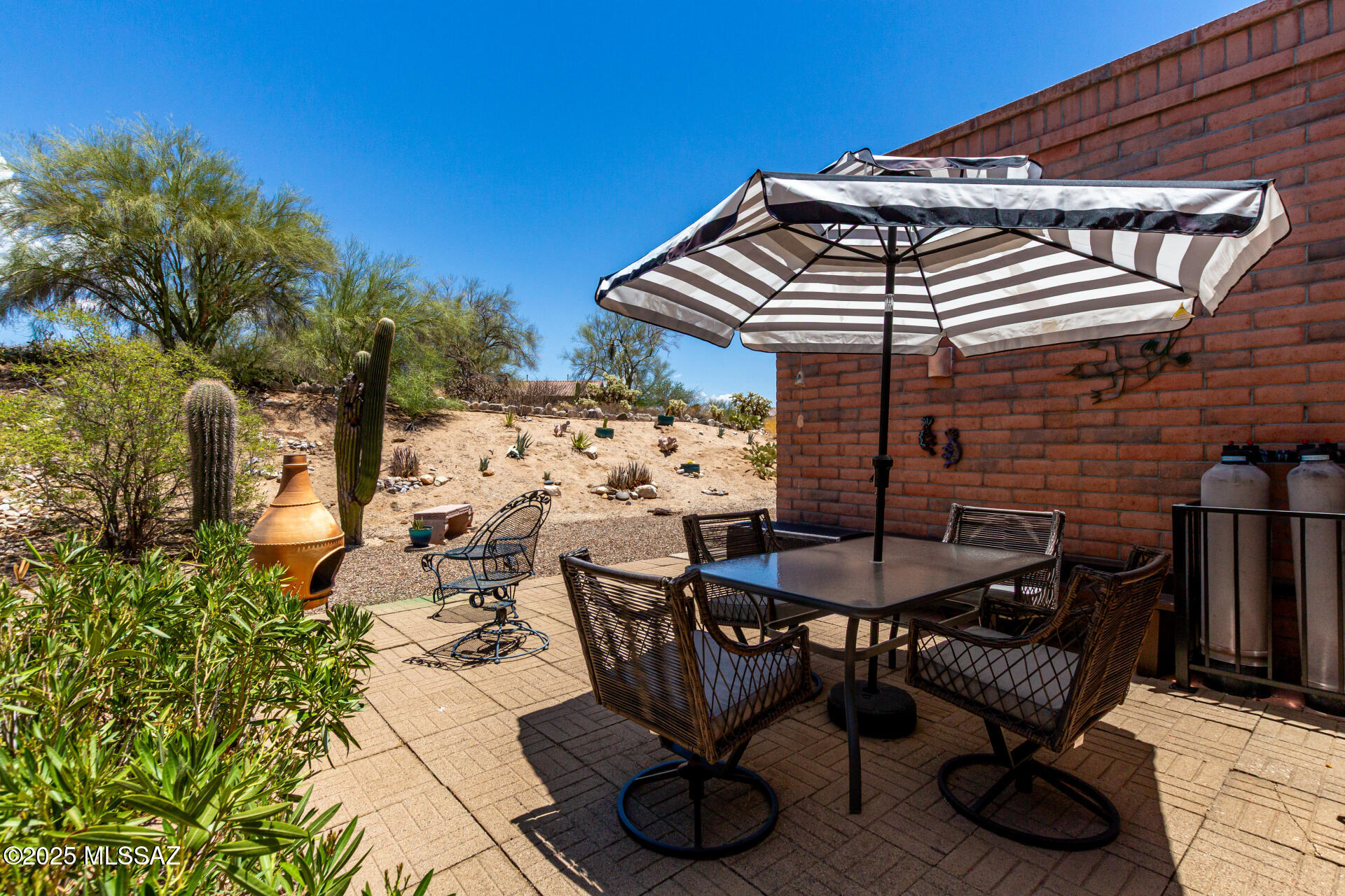 La Cholla Hills(1-313) - Residential
