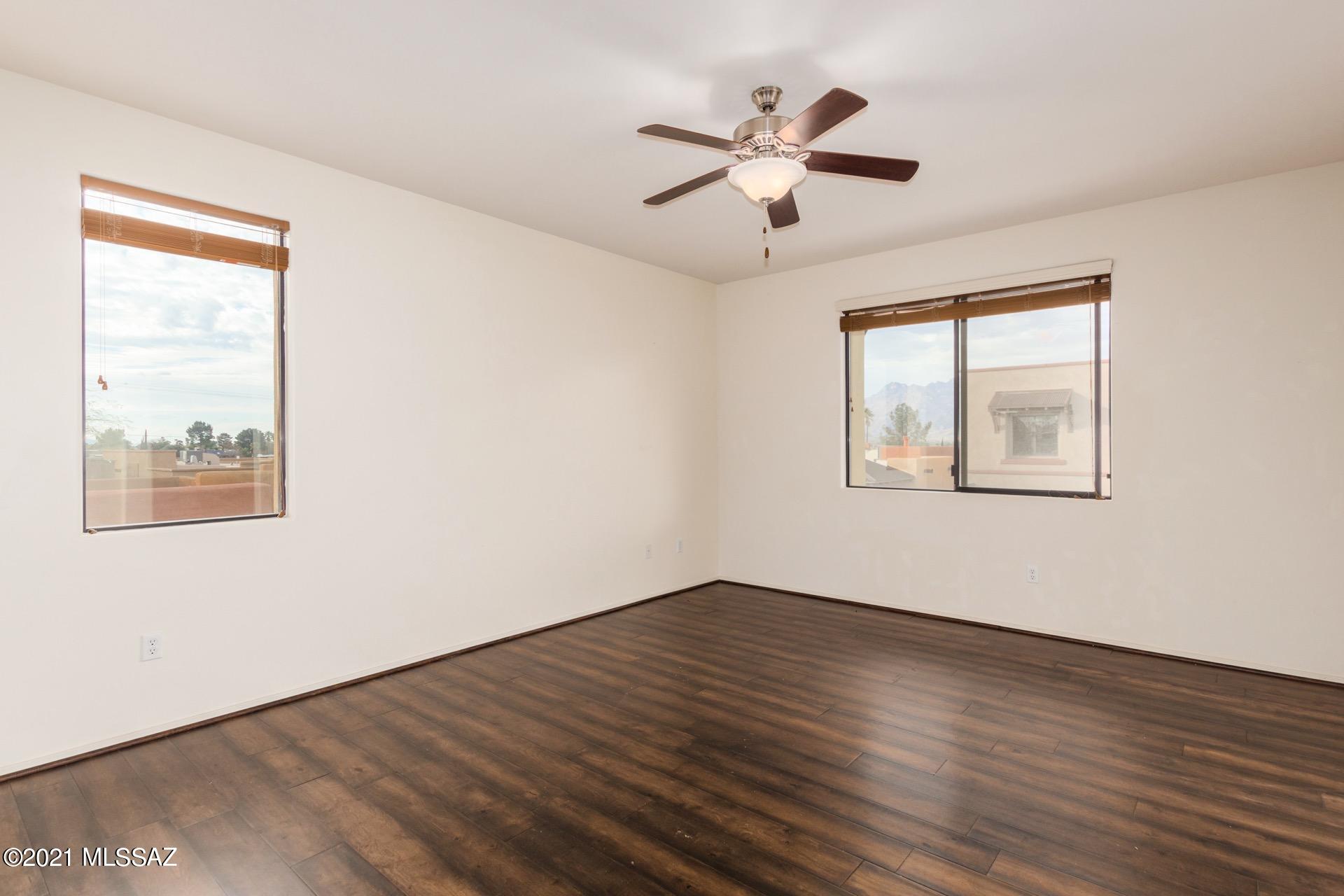 Oasis Harrison - Residential