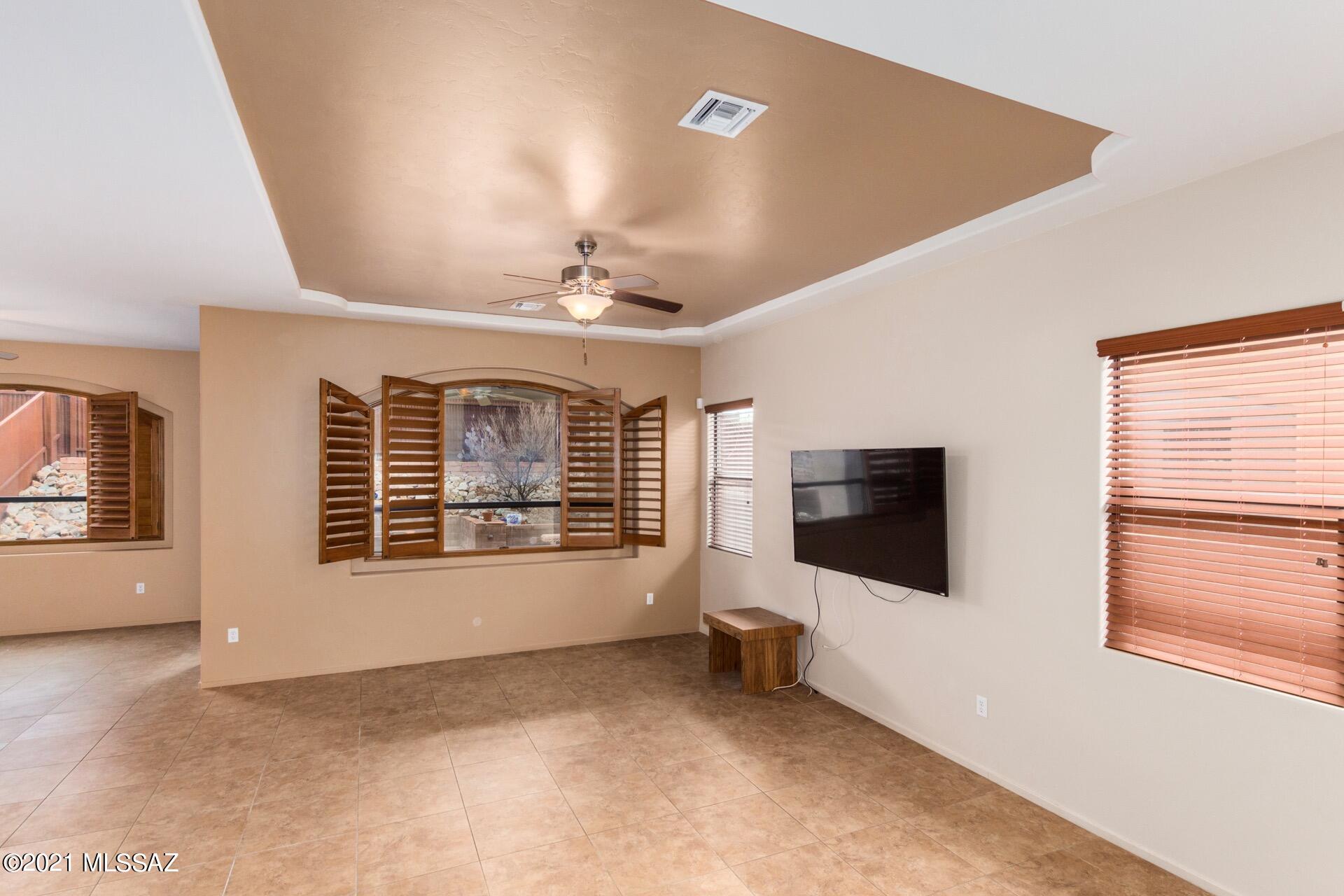 Oasis Harrison - Residential