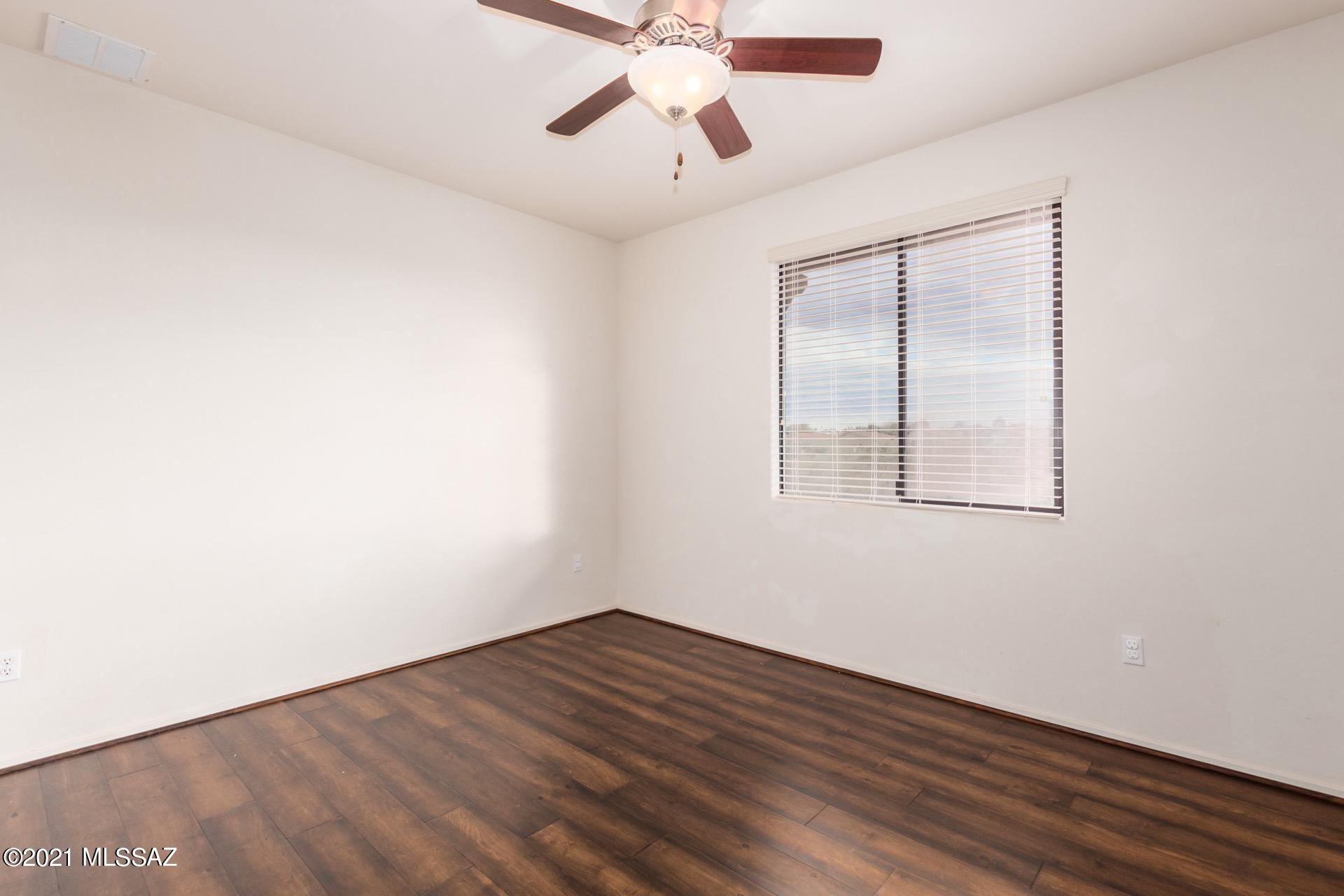 Oasis Harrison - Residential