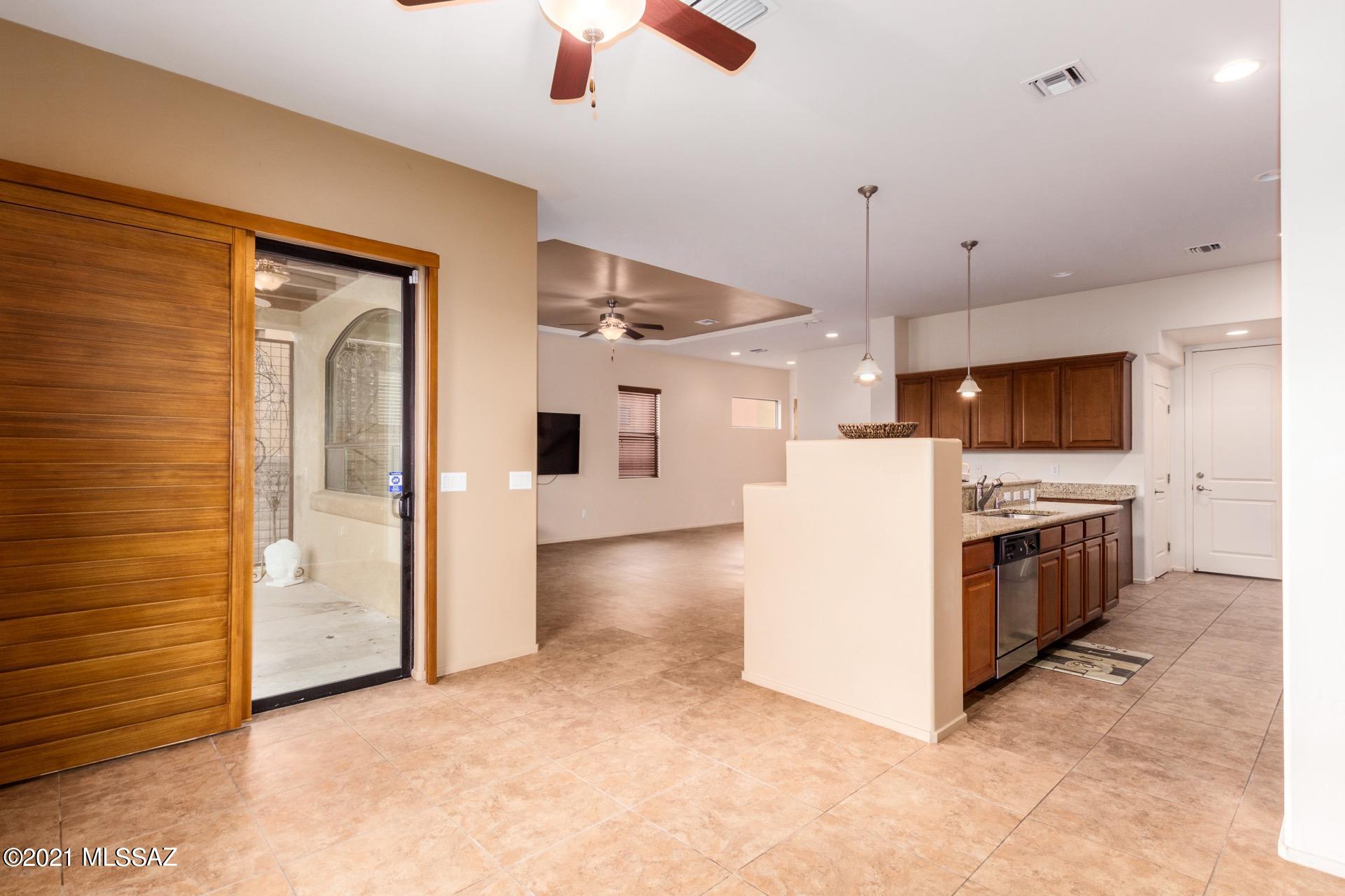 Oasis Harrison - Residential