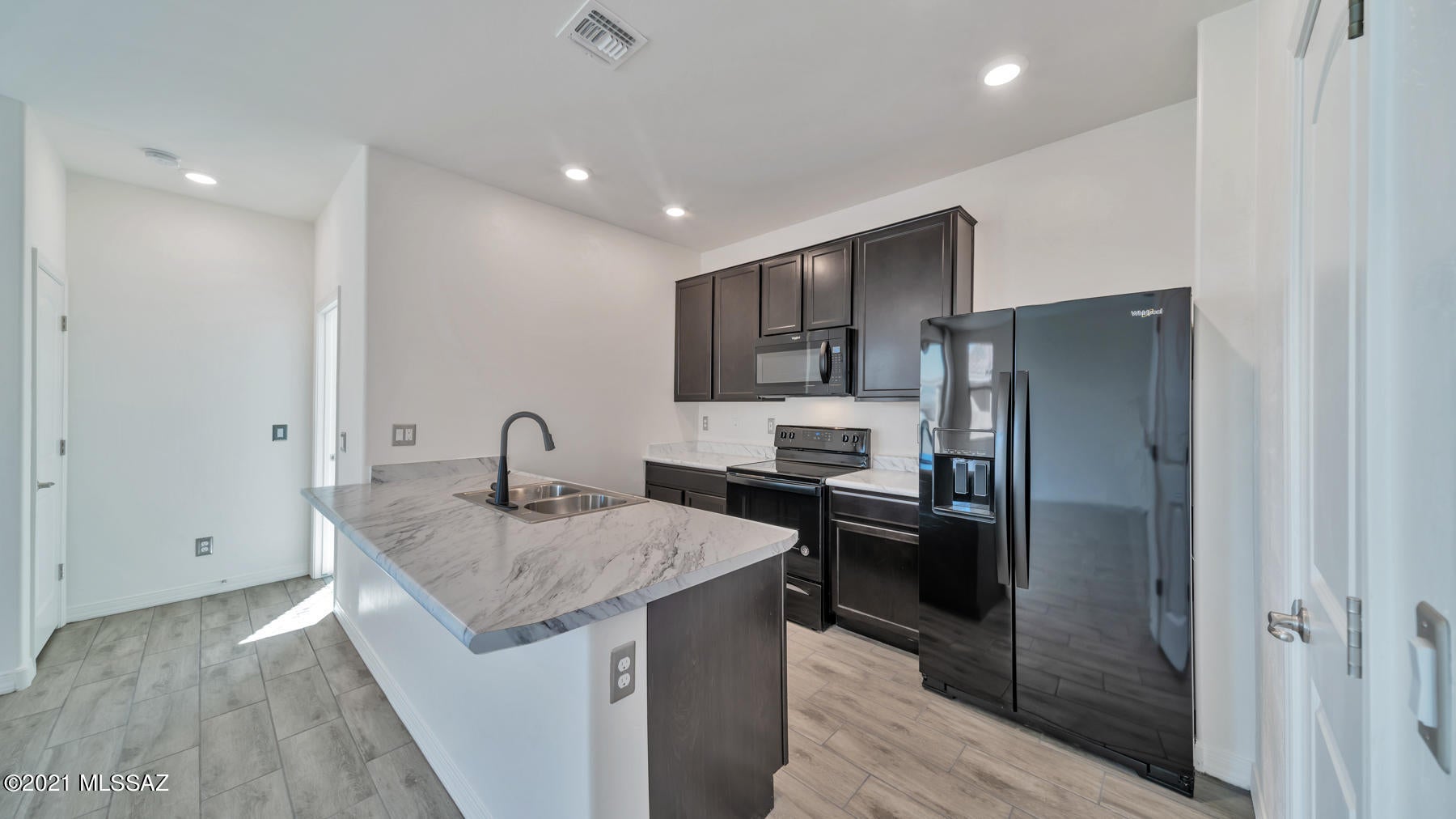 Gladden Farms Blocks 35 & 39 - Residential Lease