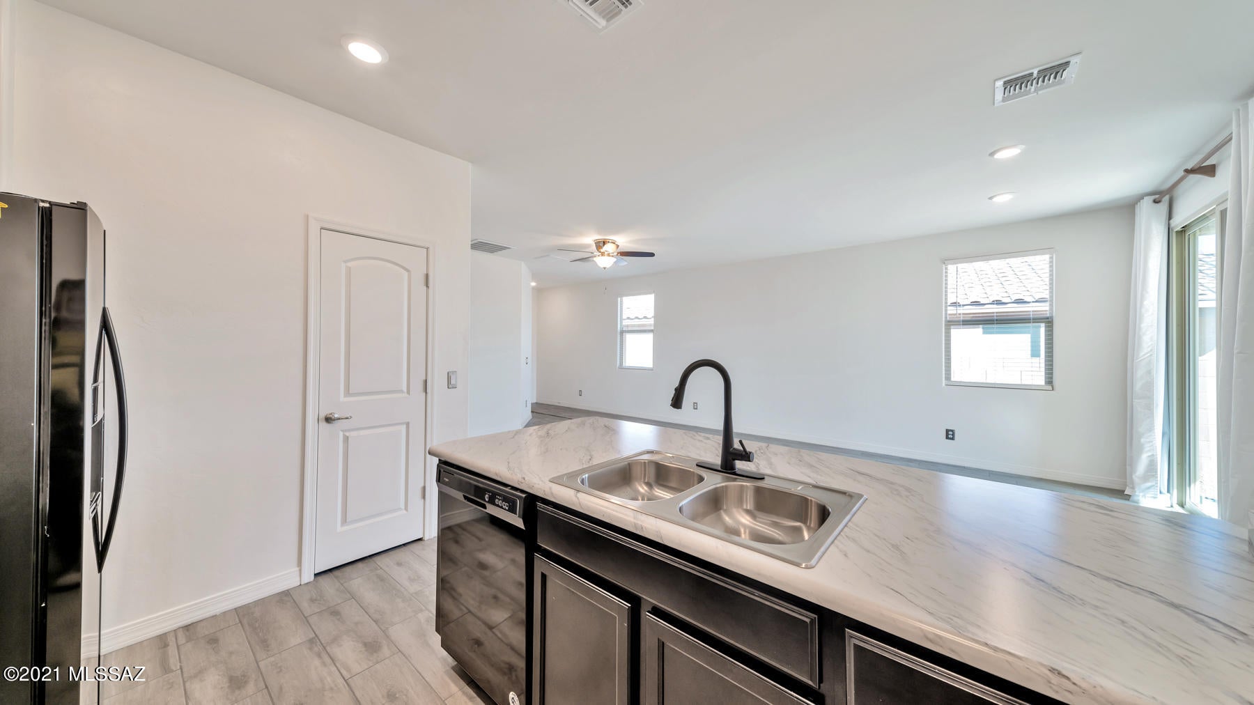 Gladden Farms Blocks 35 & 39 - Residential Lease