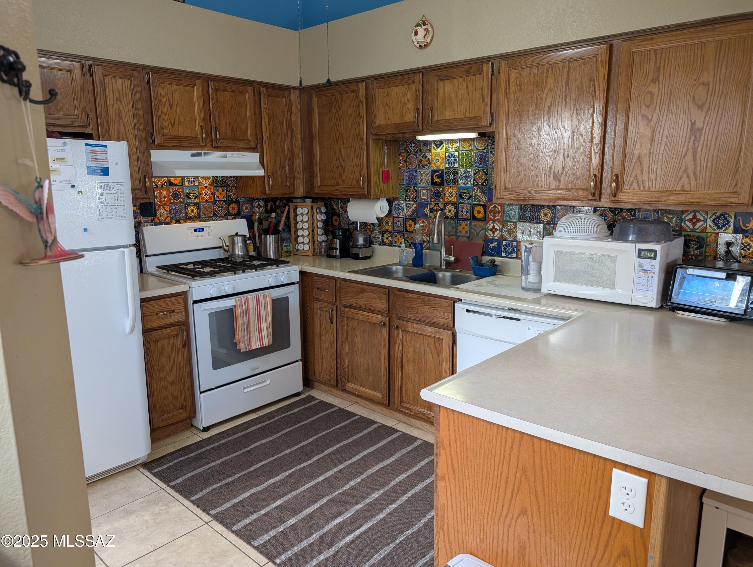 Saddlewood Villas (1-102) - Residential