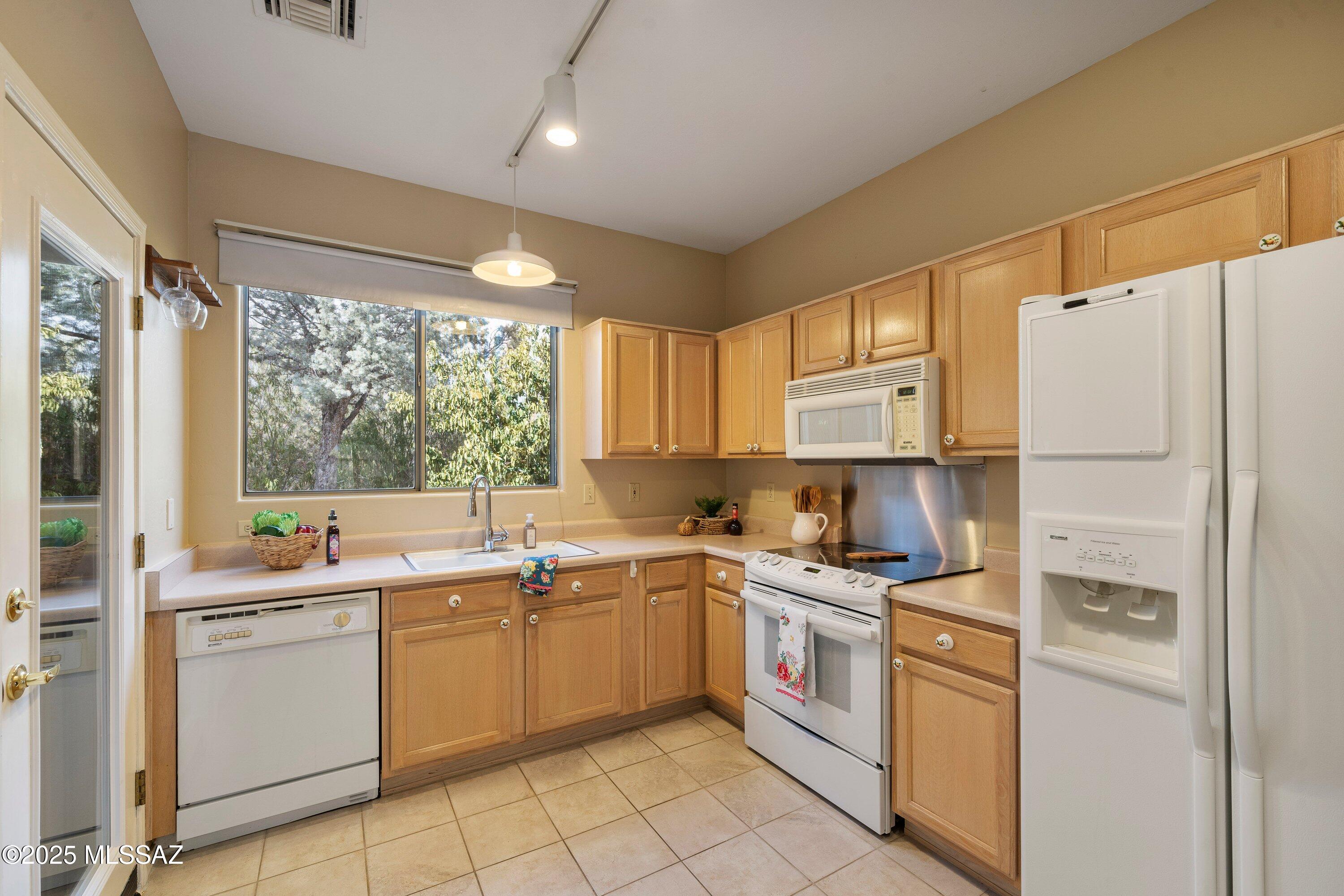 Roadhaven Resort Inc. - Residential