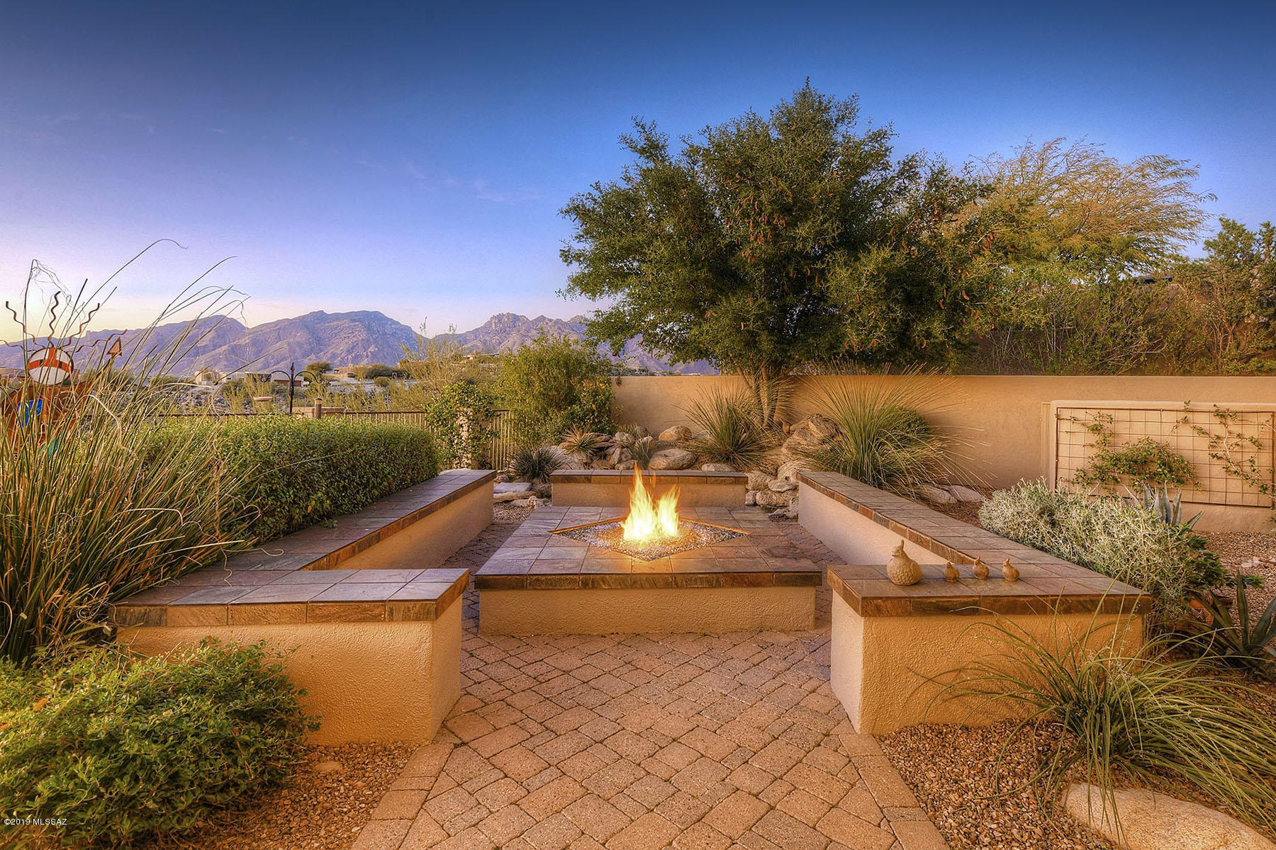 Sabino Mountain (1-290) - Residential
